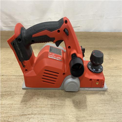 AS-IS - Milwaukee 18V Lithium-Ion Cordless 3-1/4 in. Planer (Tool-Only)