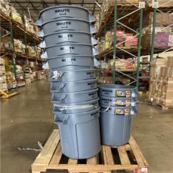 DALLAS LOCATION - Rubbermaid Brute 32 Gal. Gray Plastic Round Container - 19 UNITS