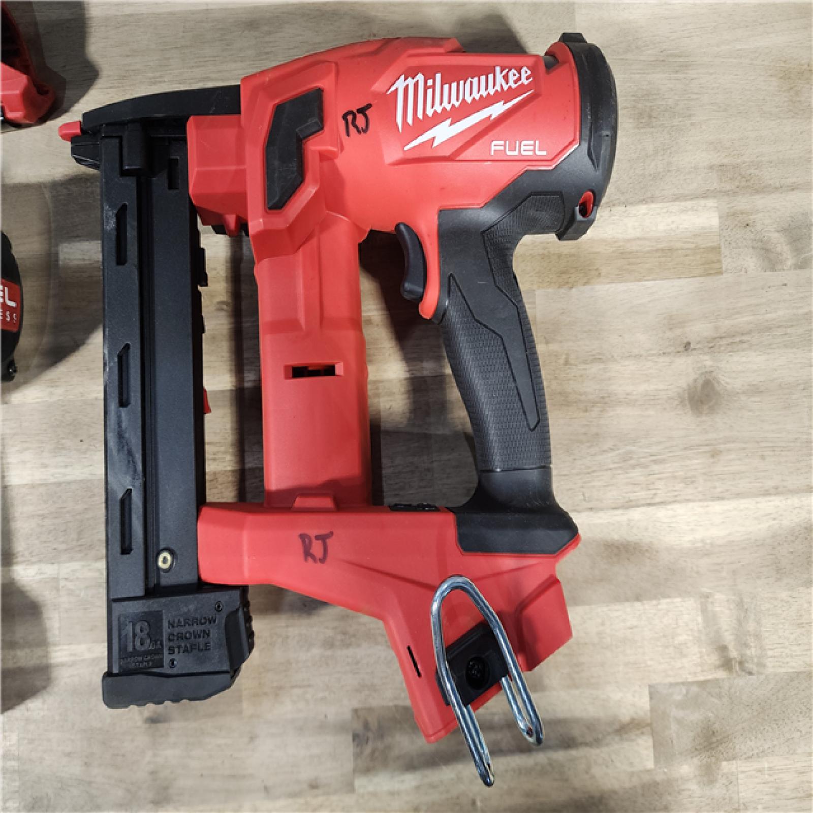 HOUSTON LOCATION - AS-IS MILWAUKEE 4 TOOL COMBO