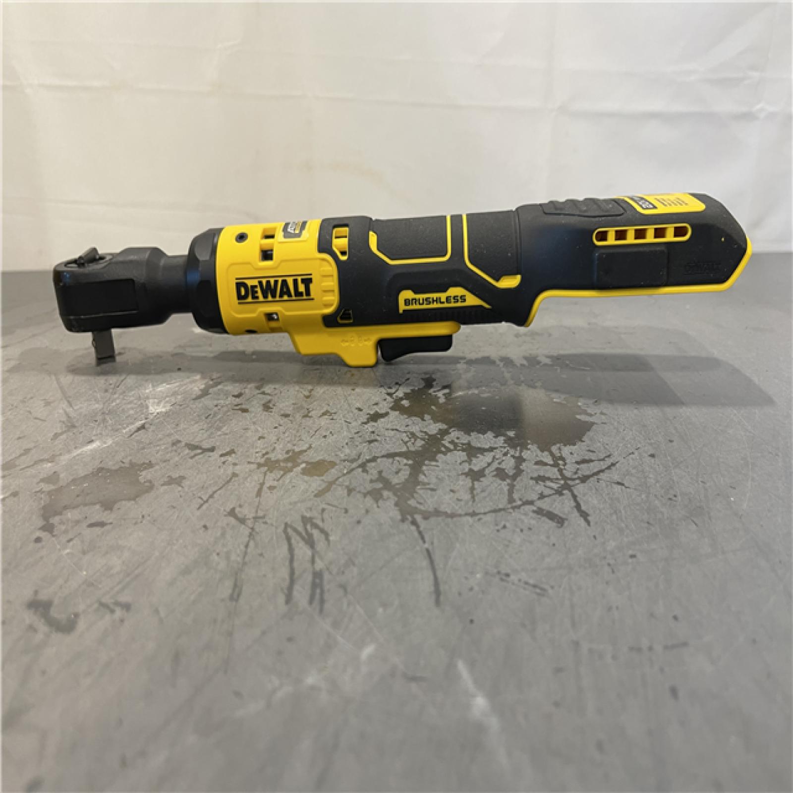 AS-IS - DeWalt ATOMIC 20V MAX Cordless 3/8 in. Ratchet