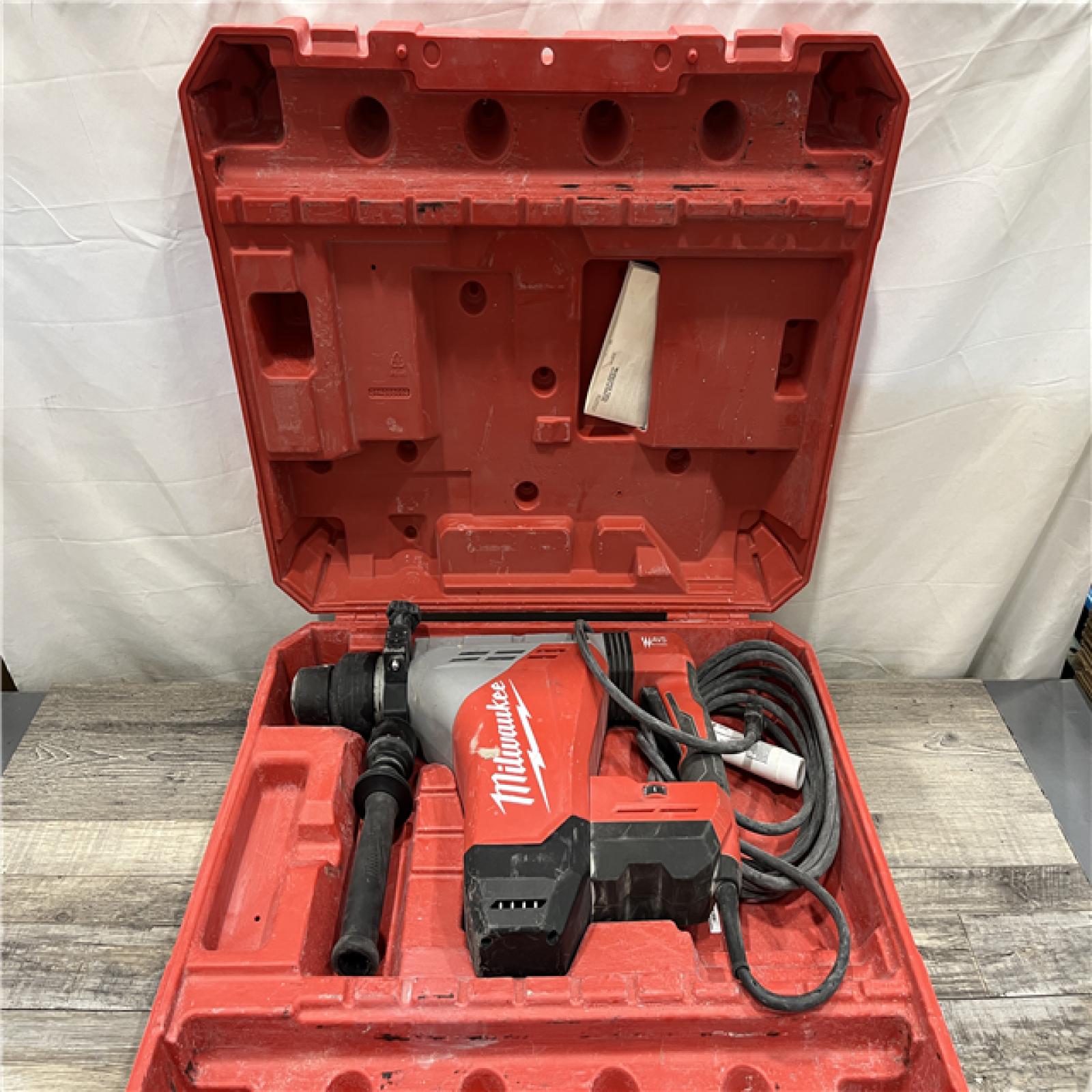 AS-IS Milwaukee 1-3/4 in. SDS-MAX Rotary Hammer