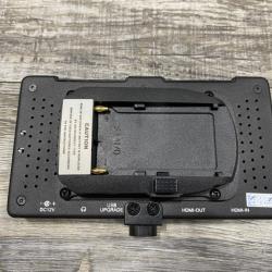 AS-IS FEELWORLD F570 5.7 inch 4K HDMI DSLR Camera Field Monitor Full HD Metal Housing