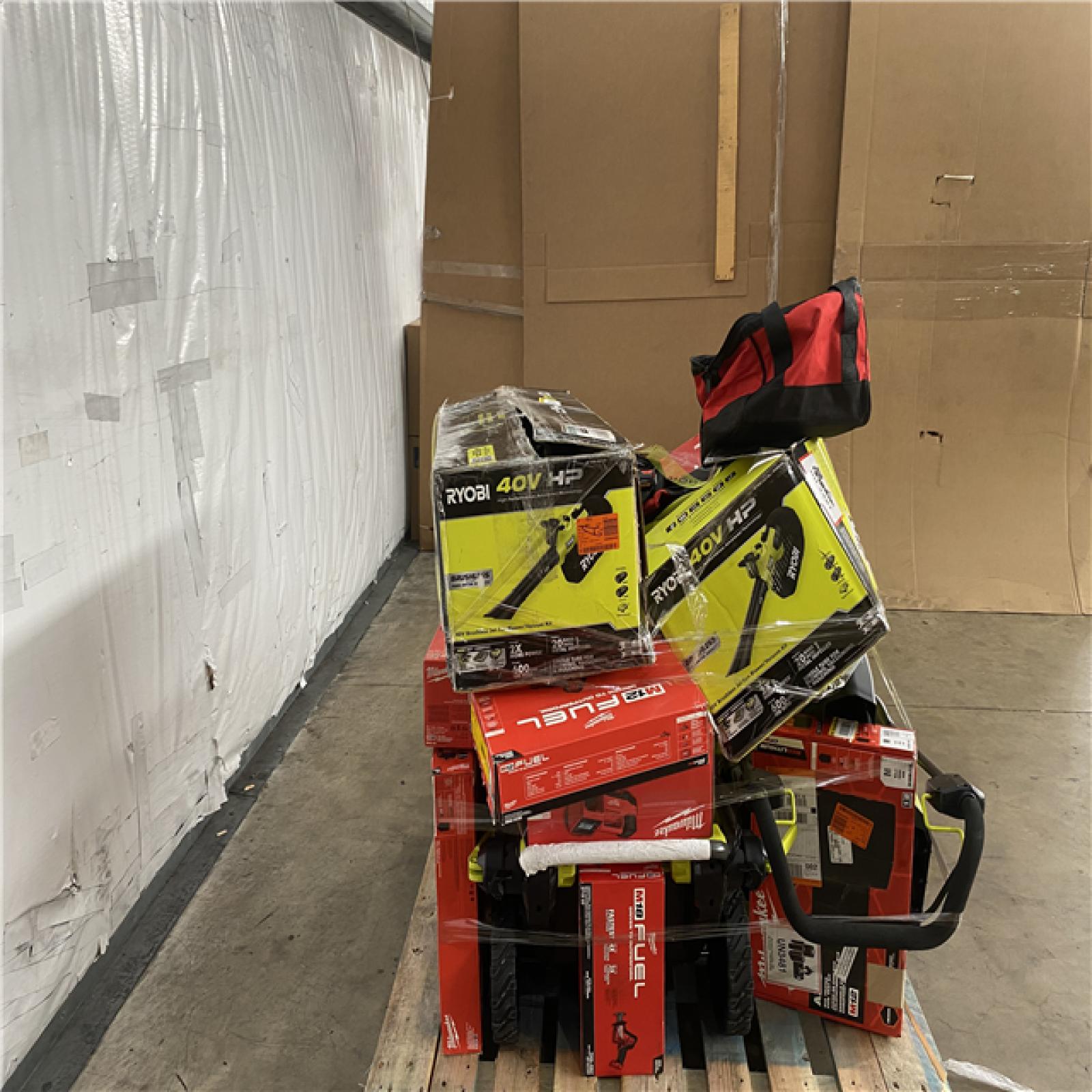 Houston Location AS IS - Tool Pallet