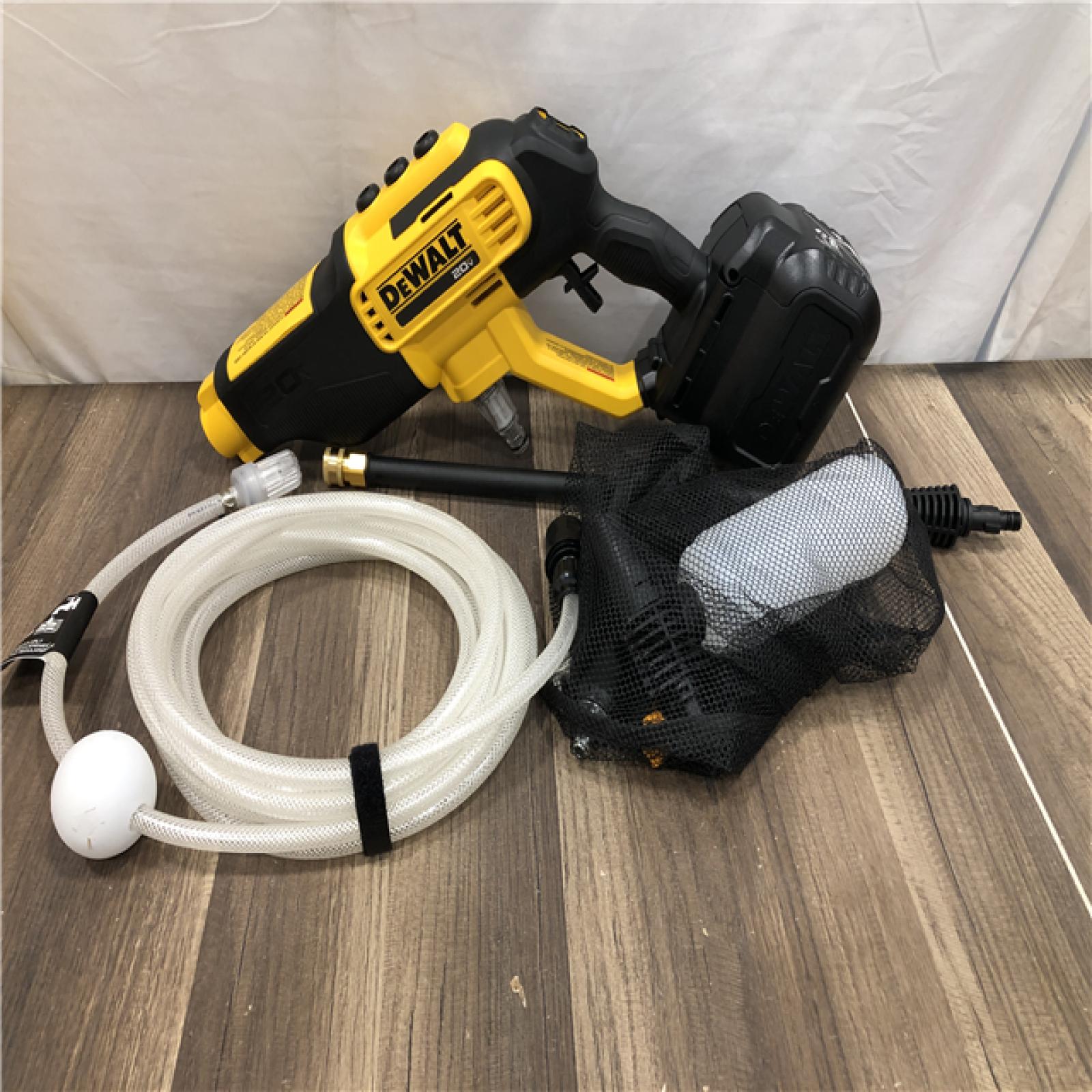 AS-IS  DEWALT 20V MAX 550 PSI 1.0 GPM Cold Water Cordless Battery Power Cleaner with 4-Nozzles (Tool Only)