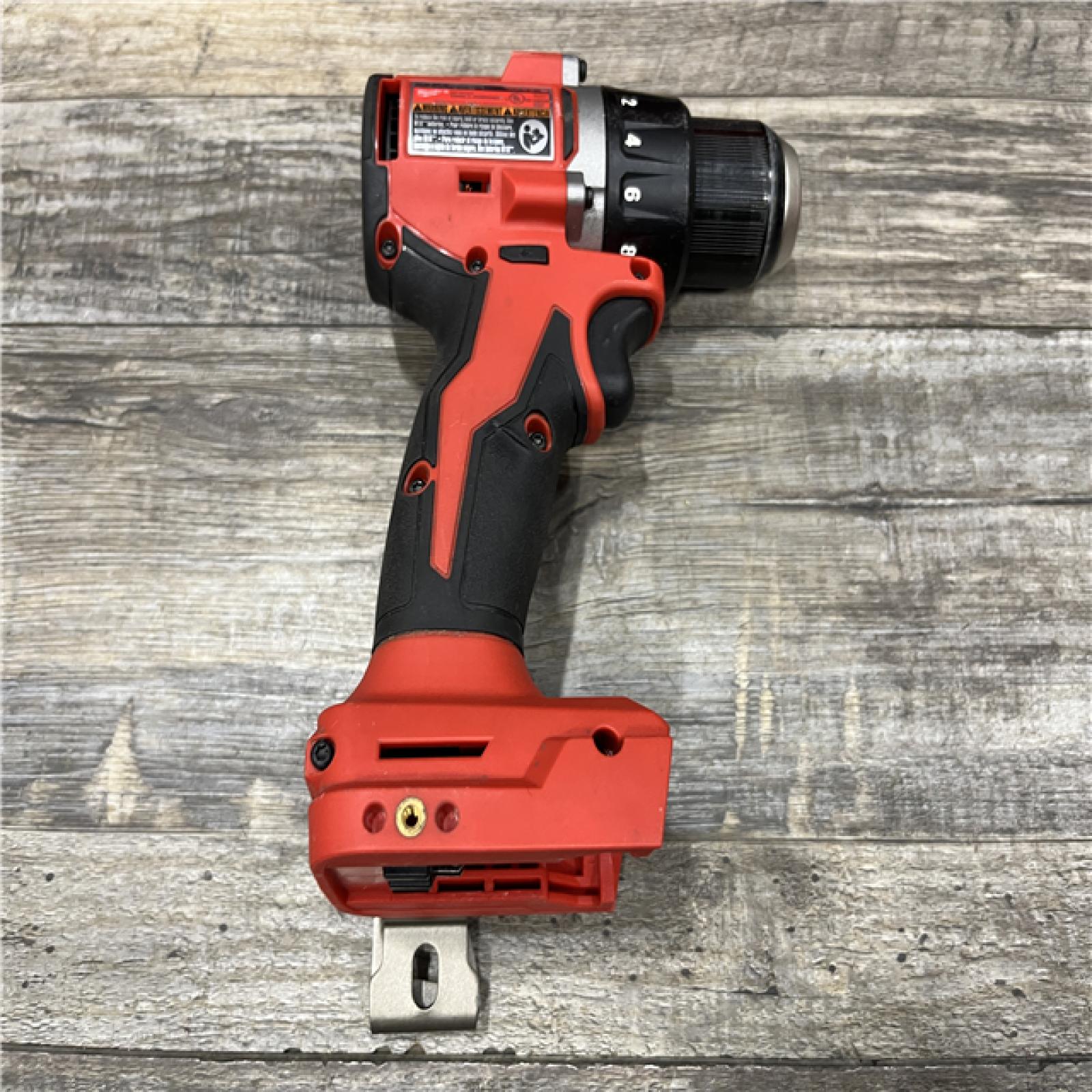 AS-IS Milwaukee 18V Lithium-Ion Brushless Cordless 1/2 in. Compact Drill/Driver Kit