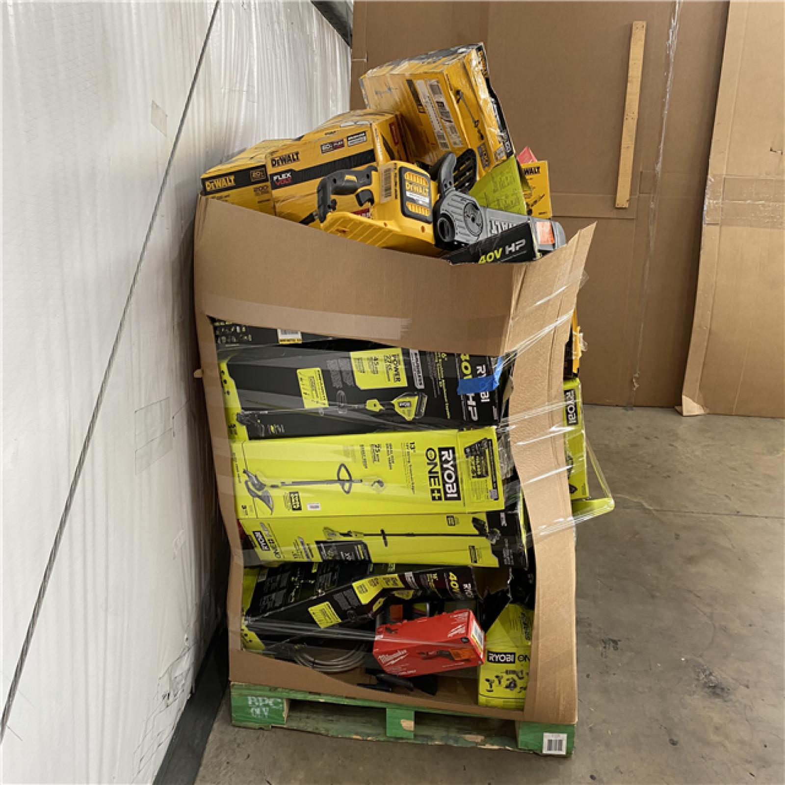 Houston Location AS IS - Tool Pallet