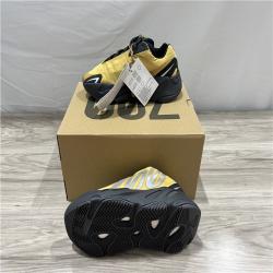 Adidas Yeezy Boost 700 MNVN - Orange - SZ 5