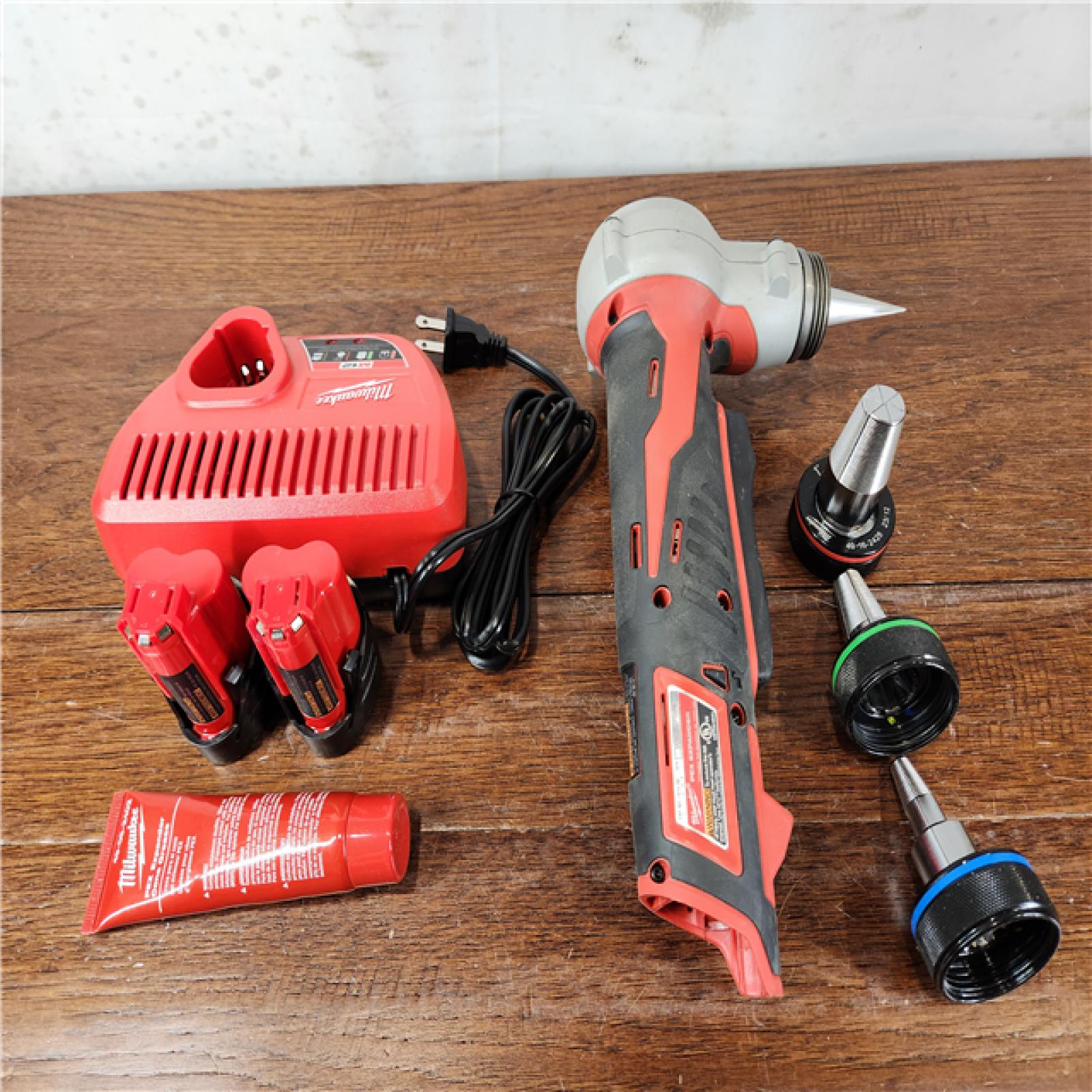 AS-IS Milwaukee M12 12-Volt Lithium-Ion Cordless PEX Expansion Tool Kit