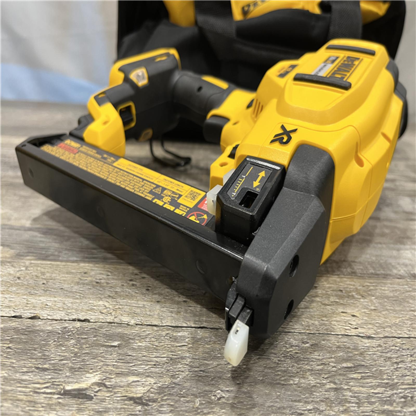 AS-IS DEWALT 20V MAX XR Lithium-Ion Cordless 18-Gauge Narrow Crown Stapler Kit