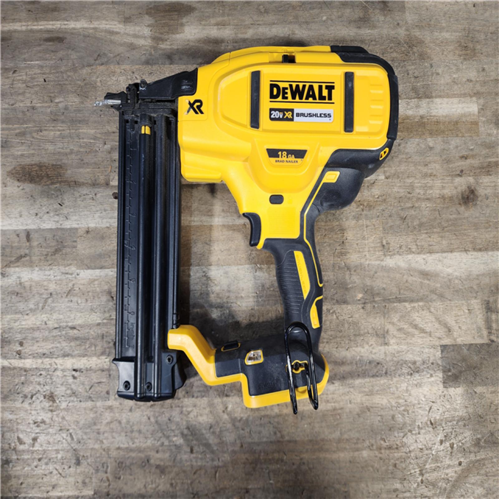 HOUSTON LOCATION - AS-IS DeWalt 20V MAX XR Lithium-Ion Cordless 18-Gauge Brad Nailer (Tool Only)