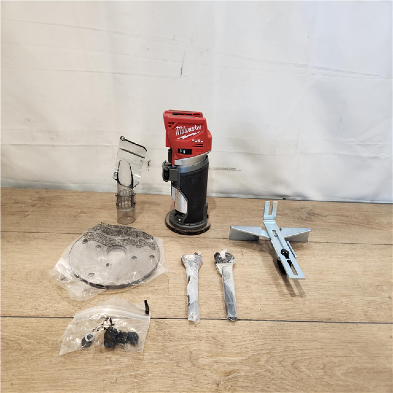 AS-IS- Milwaukee M18 FUEL 18V Cordless Li-Ion Compact Router - Bare Tool