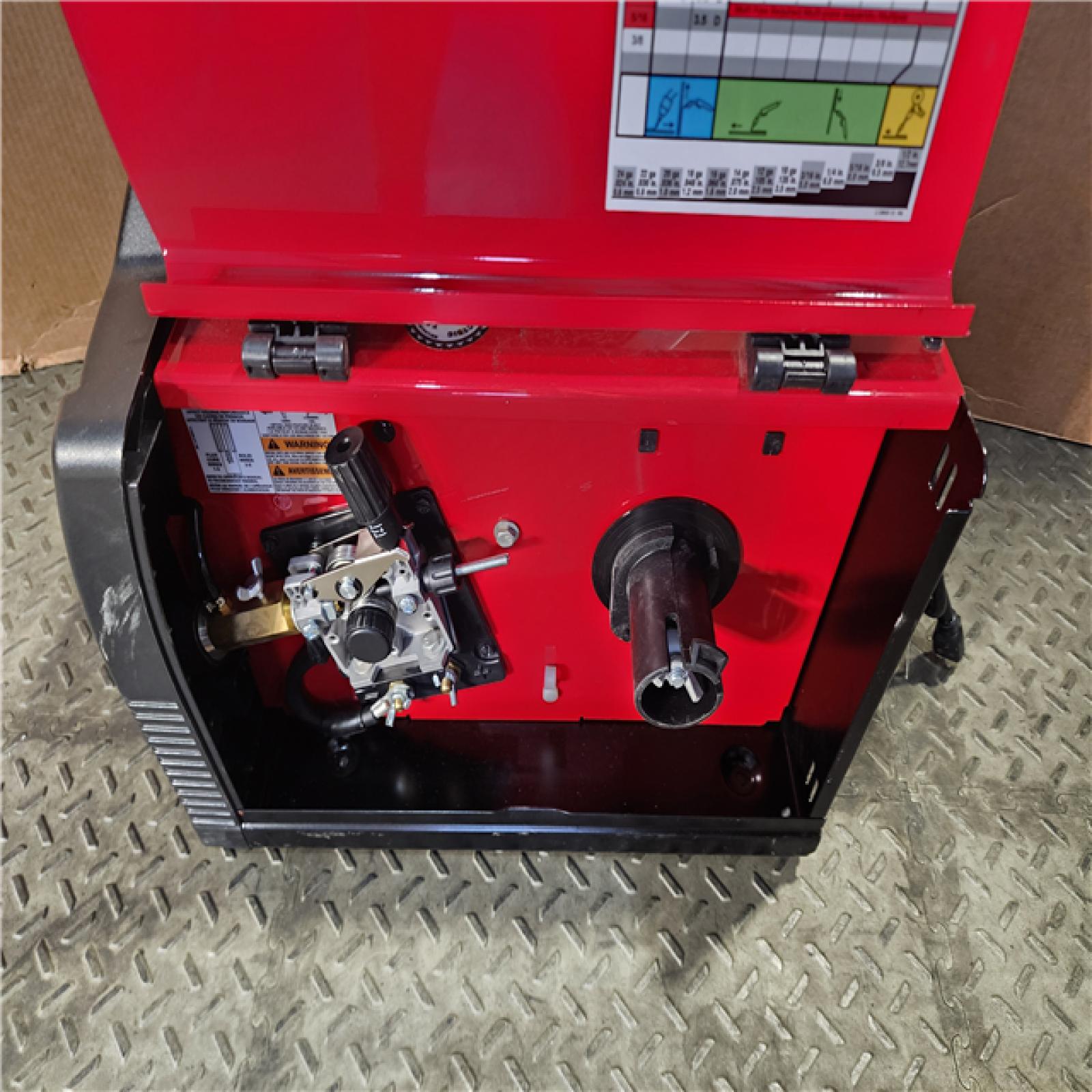 HOUSTON LOCATION - AS-IS Lincoln Electric Weld-Pak 140HD Wire Feed Welder