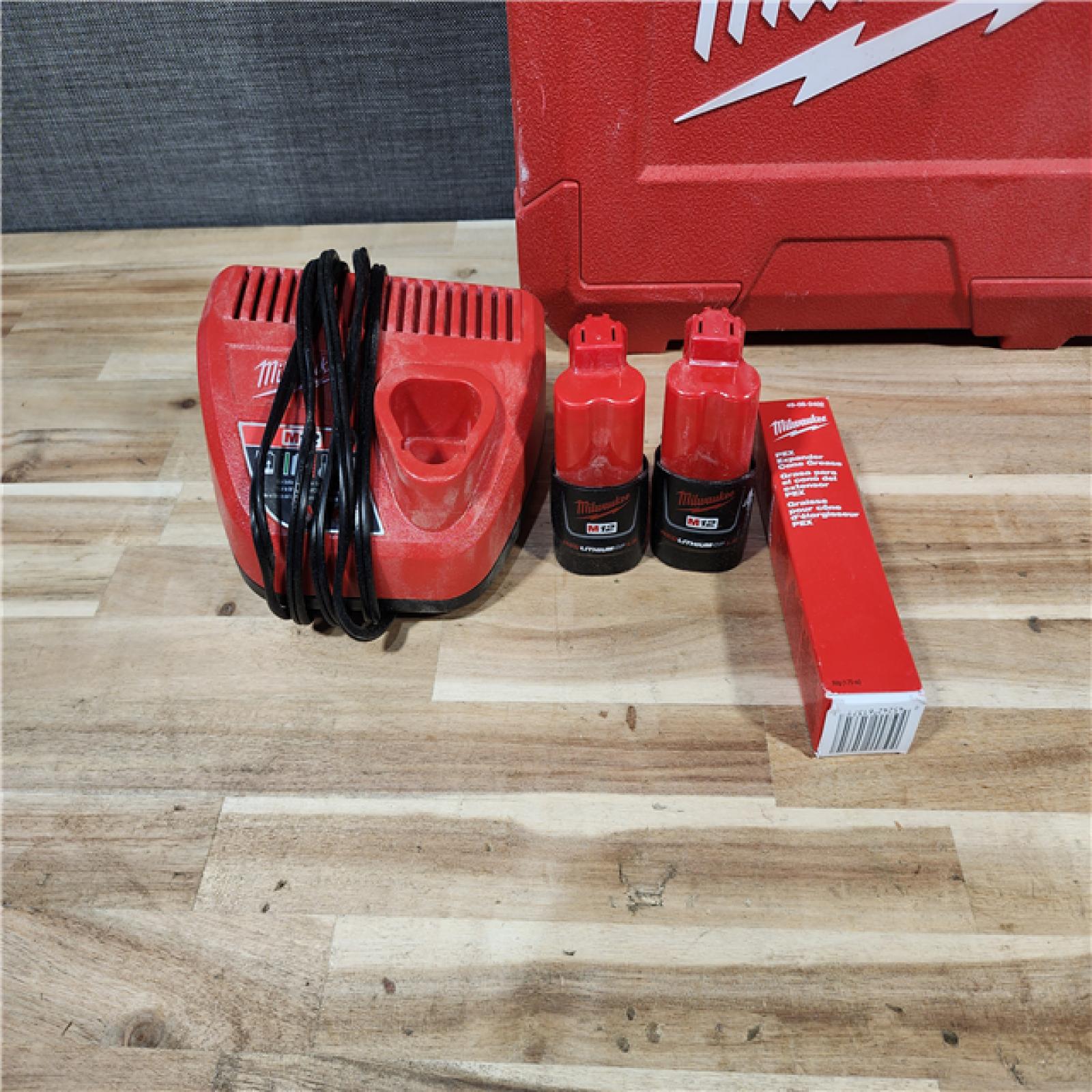 HOUSTON LOCATION - AS-IS M12 12-Volt Lithium-Ion Cordless PEX Expansion Tool Kit with (2) 1.5 Ah Batteries  (3) Expansion Heads and Hard Case