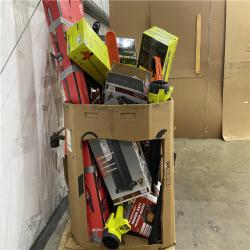 Houston Location AS IS - Outdoor Pallet