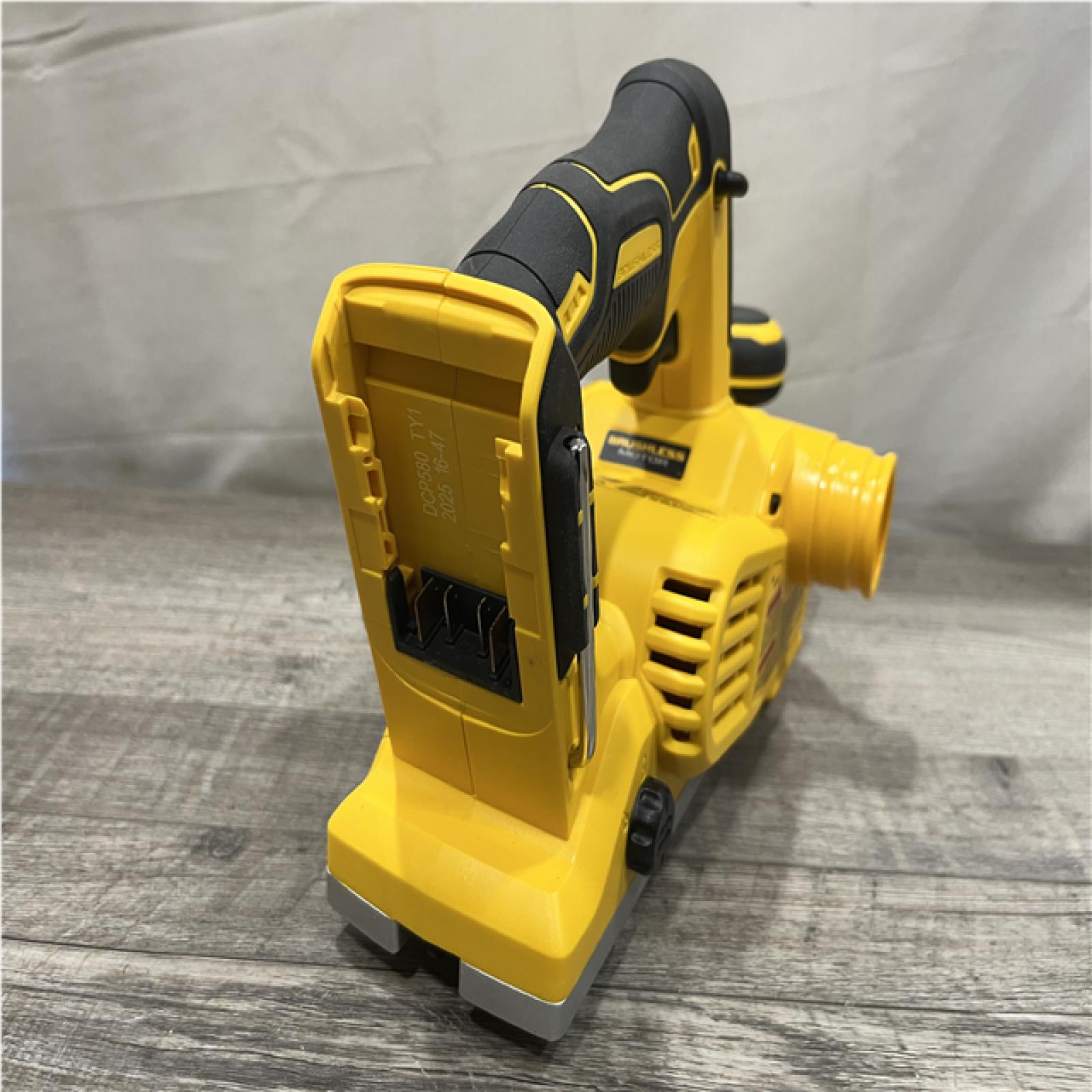 AS-IS DEWALT 20V MAX XR Cordless Brushless 3-1/4 in. Planer (Tool Only)