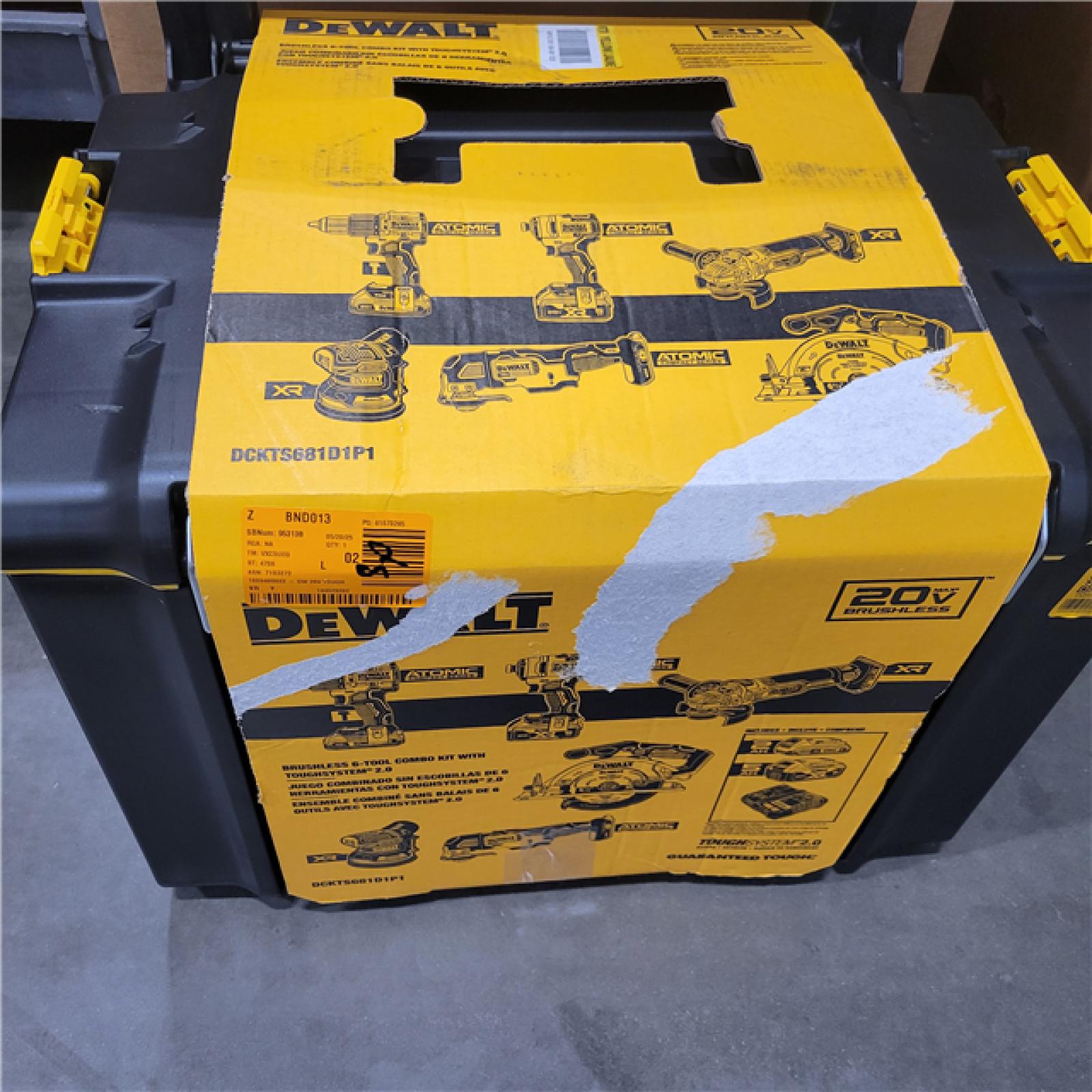 LIKE NEW! Dewalt 20-Volt MAX ToughSystem Lithium-Ion 6-Tool Cordless Combo Kit