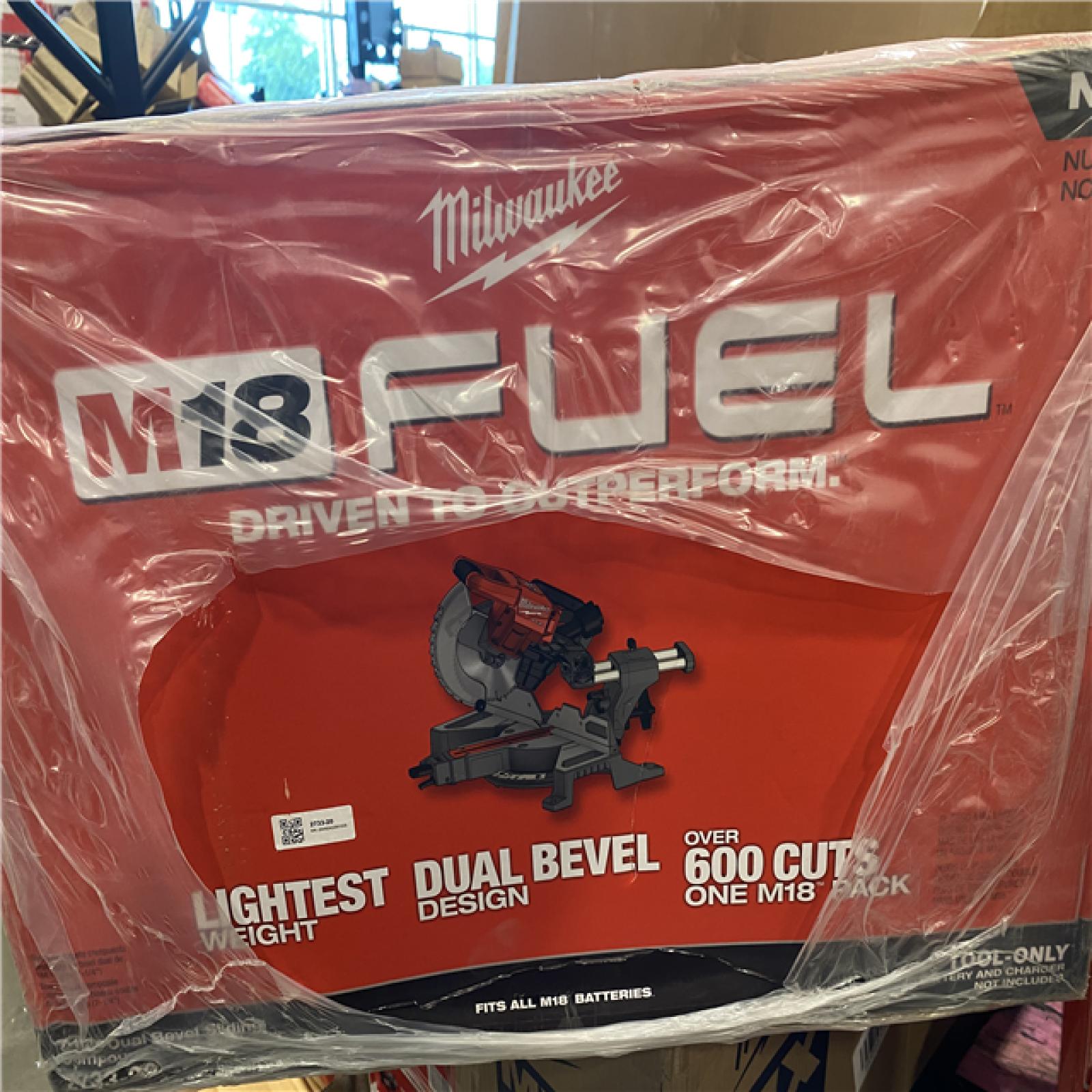 NEW Milwaukee 2733-20 M18 Fuel 7-1/4 Dual Bevel Sliding Compound Miter Saw, Tool Only