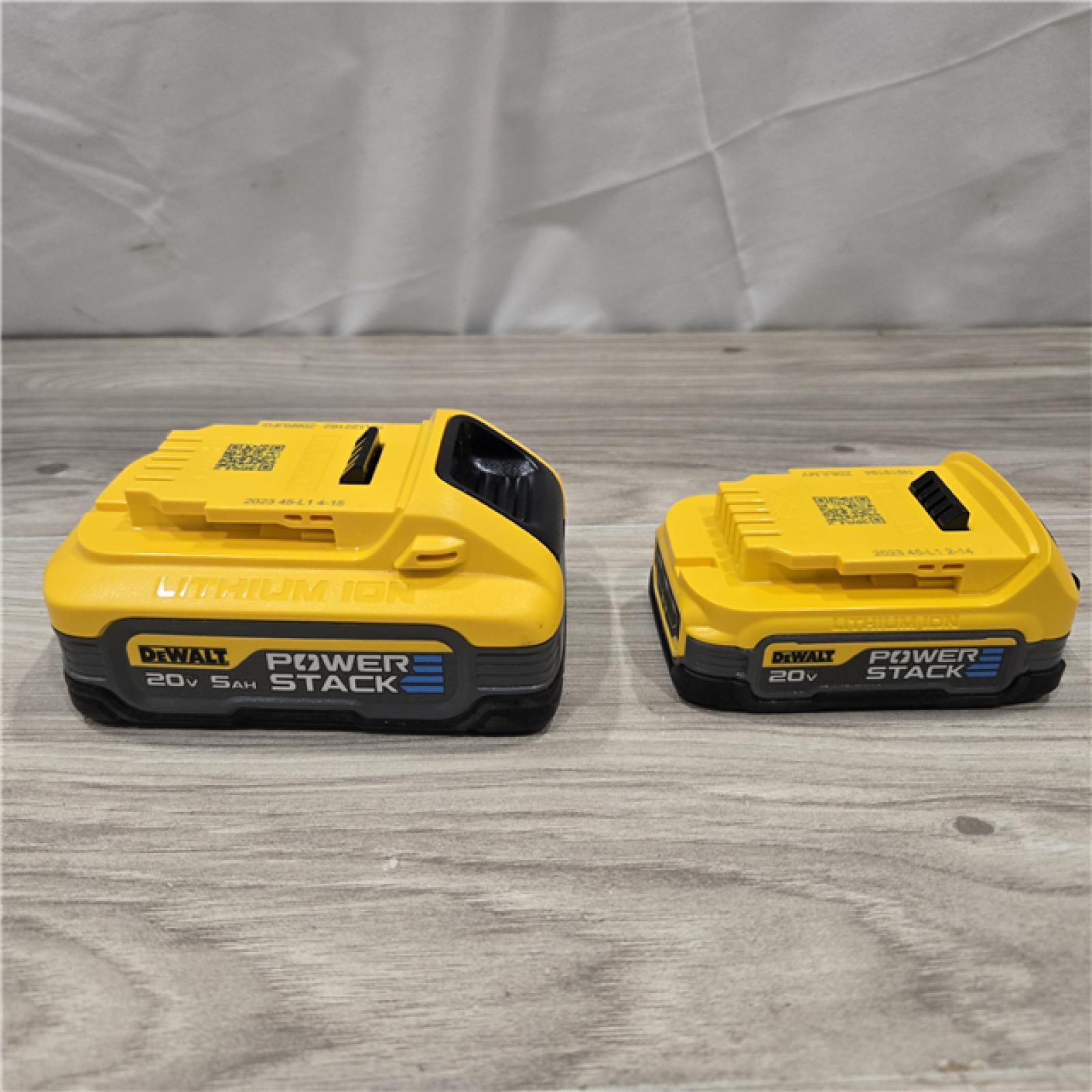 AS-IS Dewalt 20V MAX POWERSTACK Batteries and Charger Starter Kit (1.7 Ah/5 Ah) - DCBP315-2C