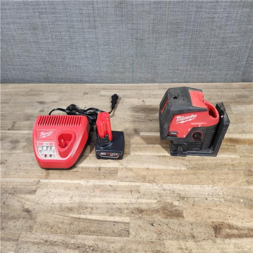 HOUSTON LOCATION - AS-IS Milwaukee Green 125 Ft. Cross Line and Plumb Points Laser Level Kit