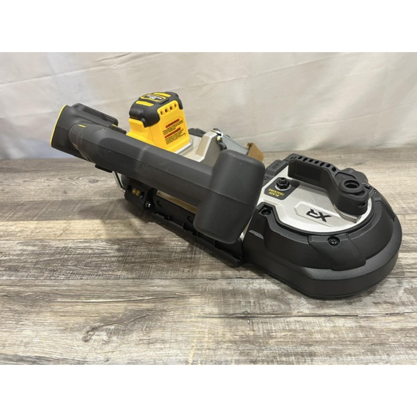 NEW - DEWALT 20-Volt MAX 3-3/8 in. Cordless Brushless Bandsaw (Tool-Only)