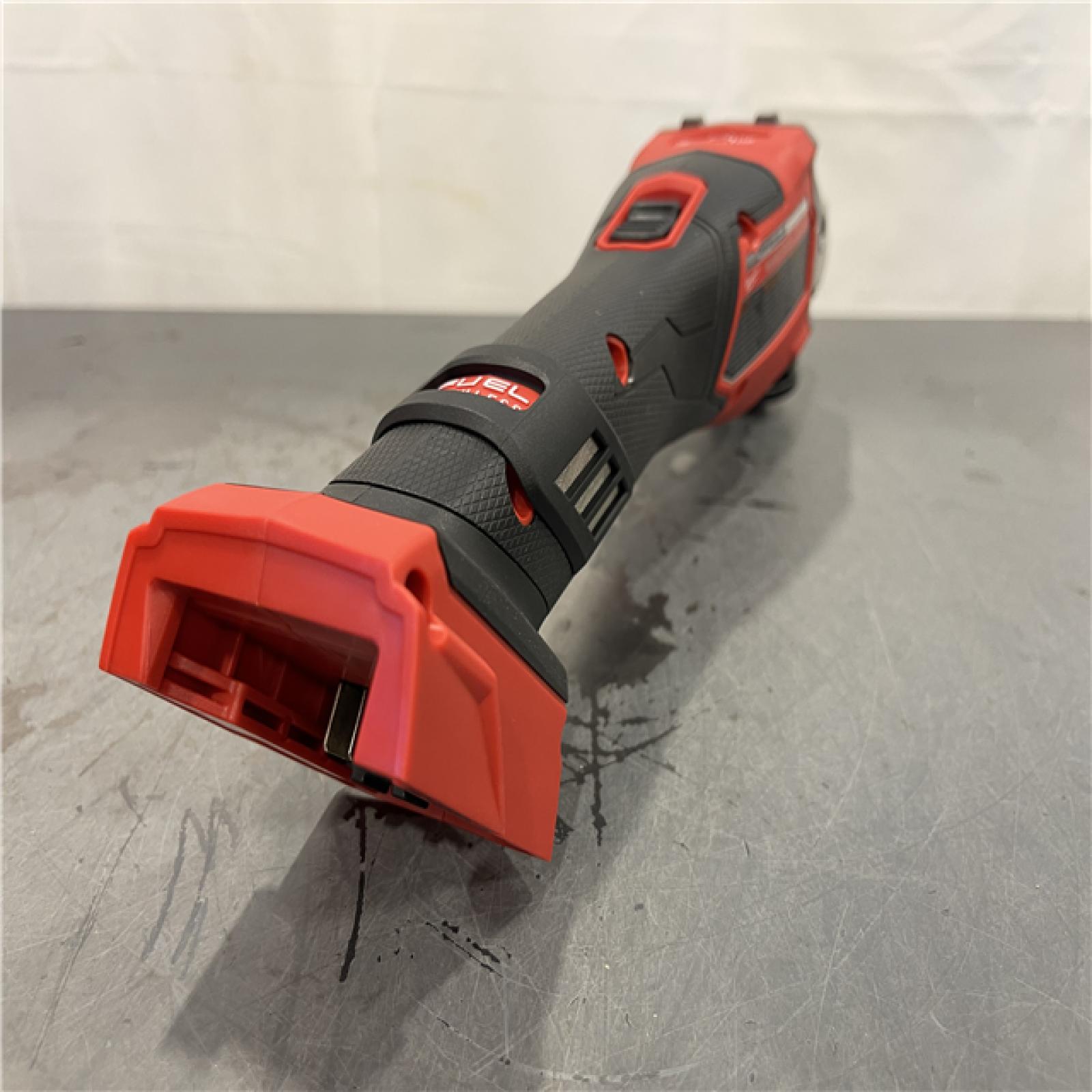 AS-IS - MILWAUKEE M18 FUEL 18V Lithium-Ion Brushless Cordless 4-1/2 in./6 in. Braking Grinder with Slide Switch
