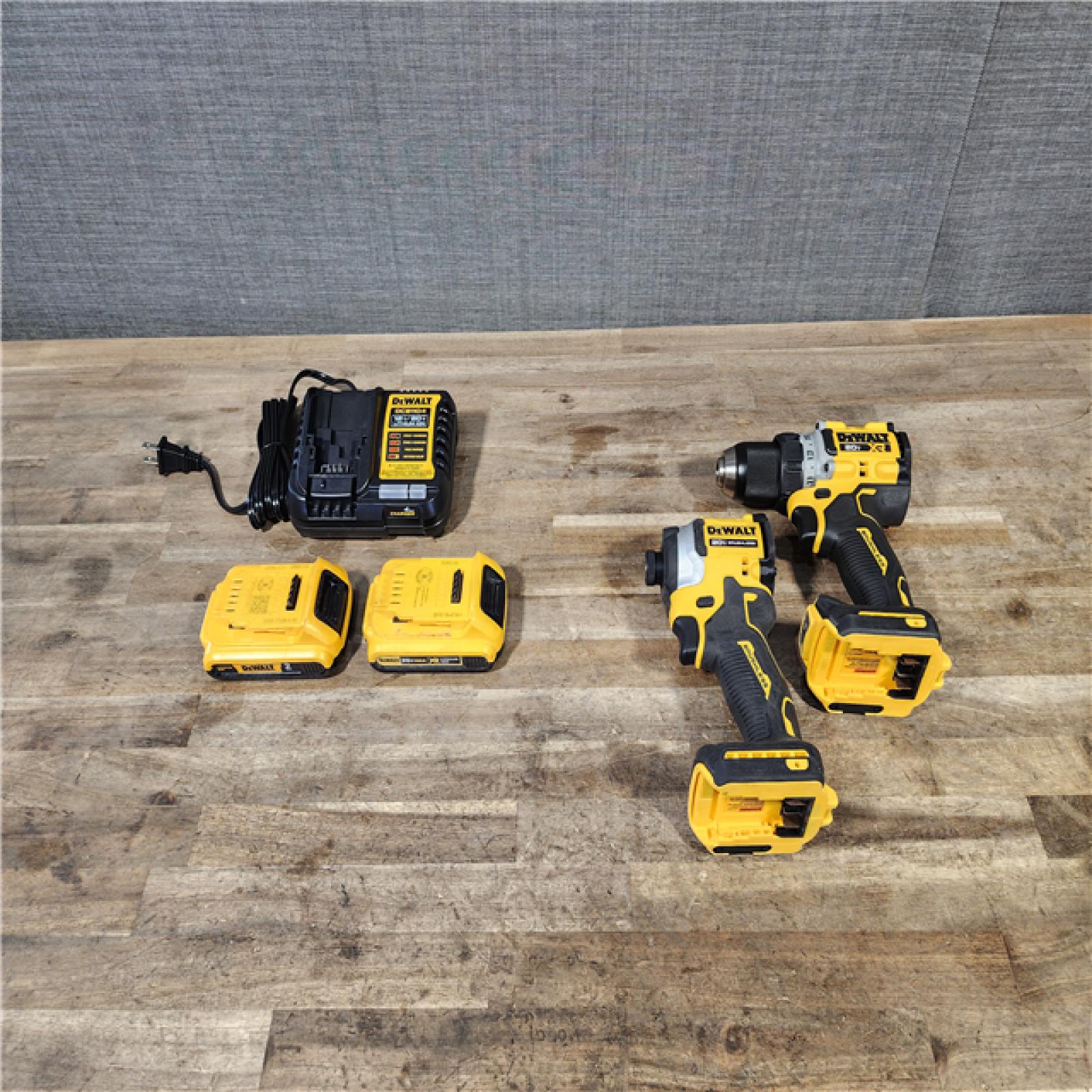 HOUSTON LOCATION - AS-IS DEWALT 2 TOOL COMBO KIT W/ (2) BATTERY & CHARGER