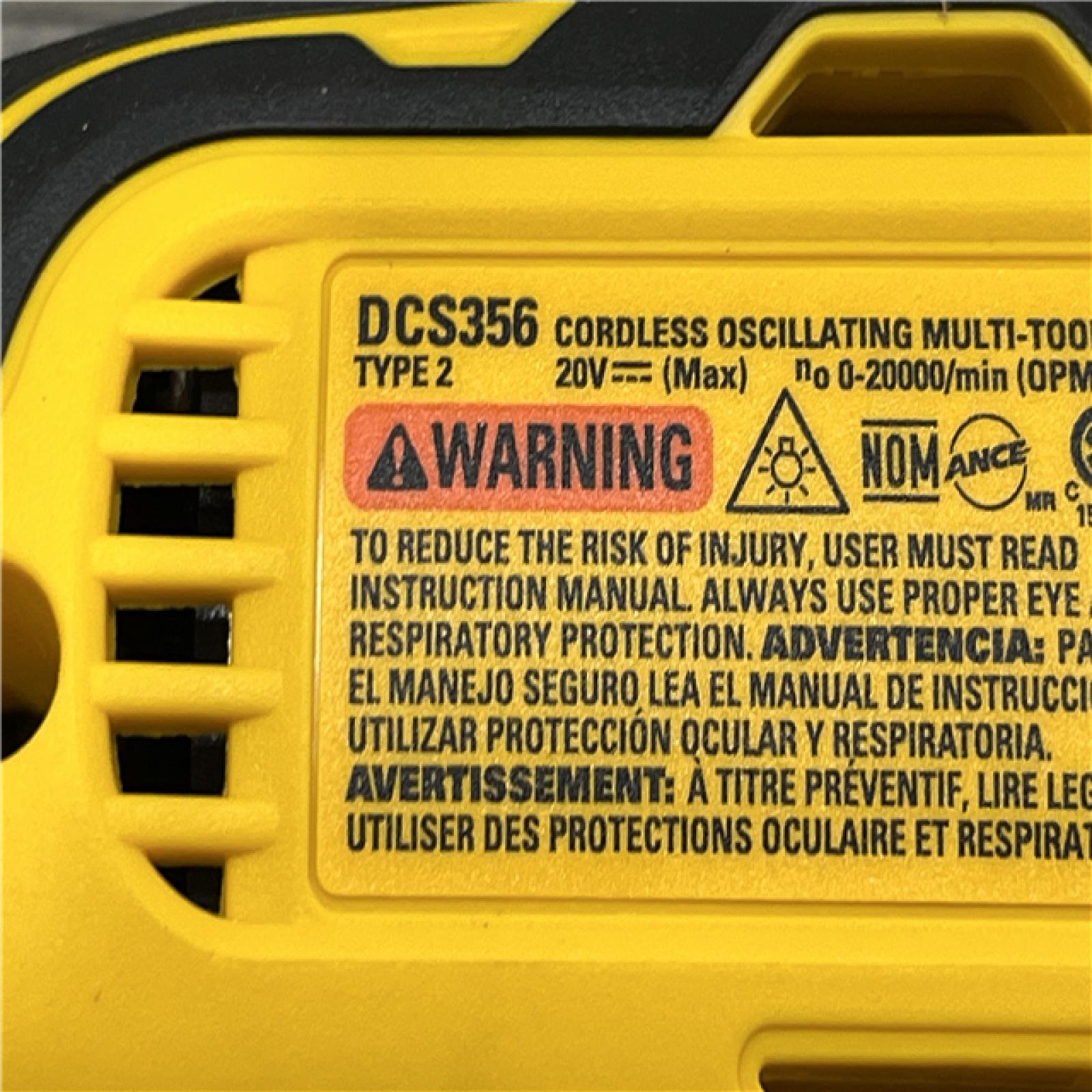 AS-IS DEWALT 20V MAX XR Cordless Brushless 3-Speed Oscillating Multi Tool Kit