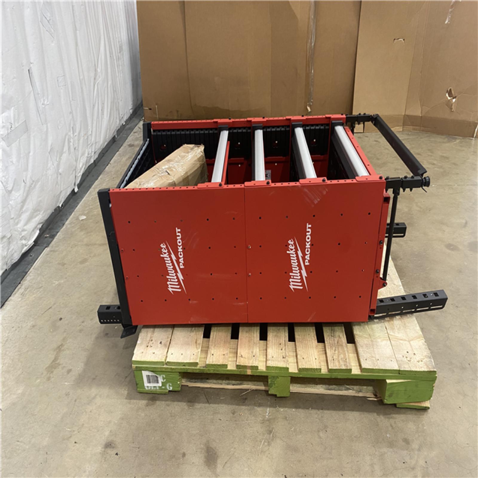 Houston Location - AS-IS Tool Pallet MILWAUKEE PACKOUT RACK KIT