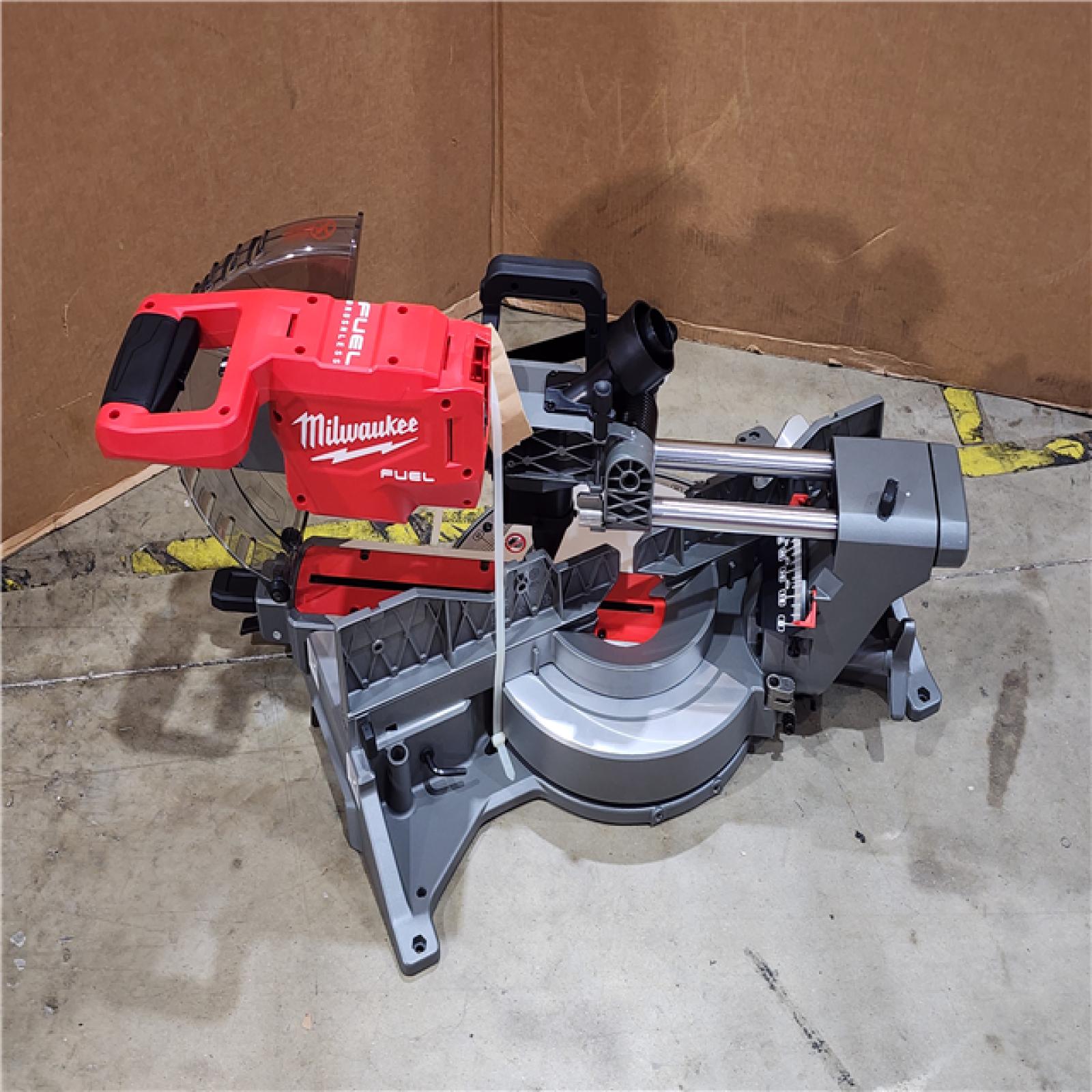 HOUSTON LOCATION - AS-IS (APPEARS LIKE NEW) M18 FUEL 18V Lithium-Ion Brushless Cordless 12 in. Dual Bevel Sliding Compound Miter Saw (Tool-Only)