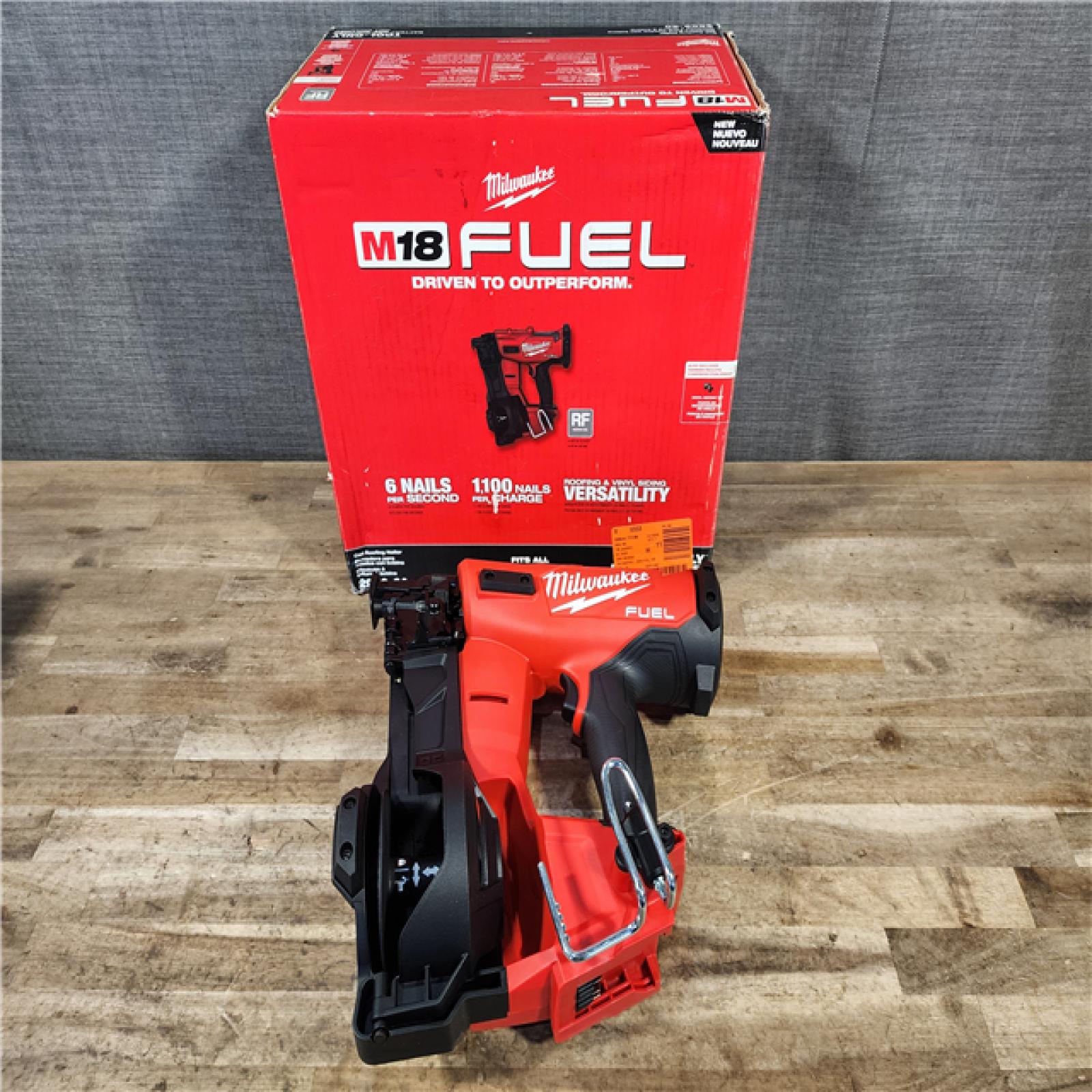 HOUSTON LOCATION - AS-IS (APPEARS LIKE NEW) Milwaukee FUEL 18-Volt Lithium-Ion Brushless Cordless Coil Roofing Nailer (Tool Only)