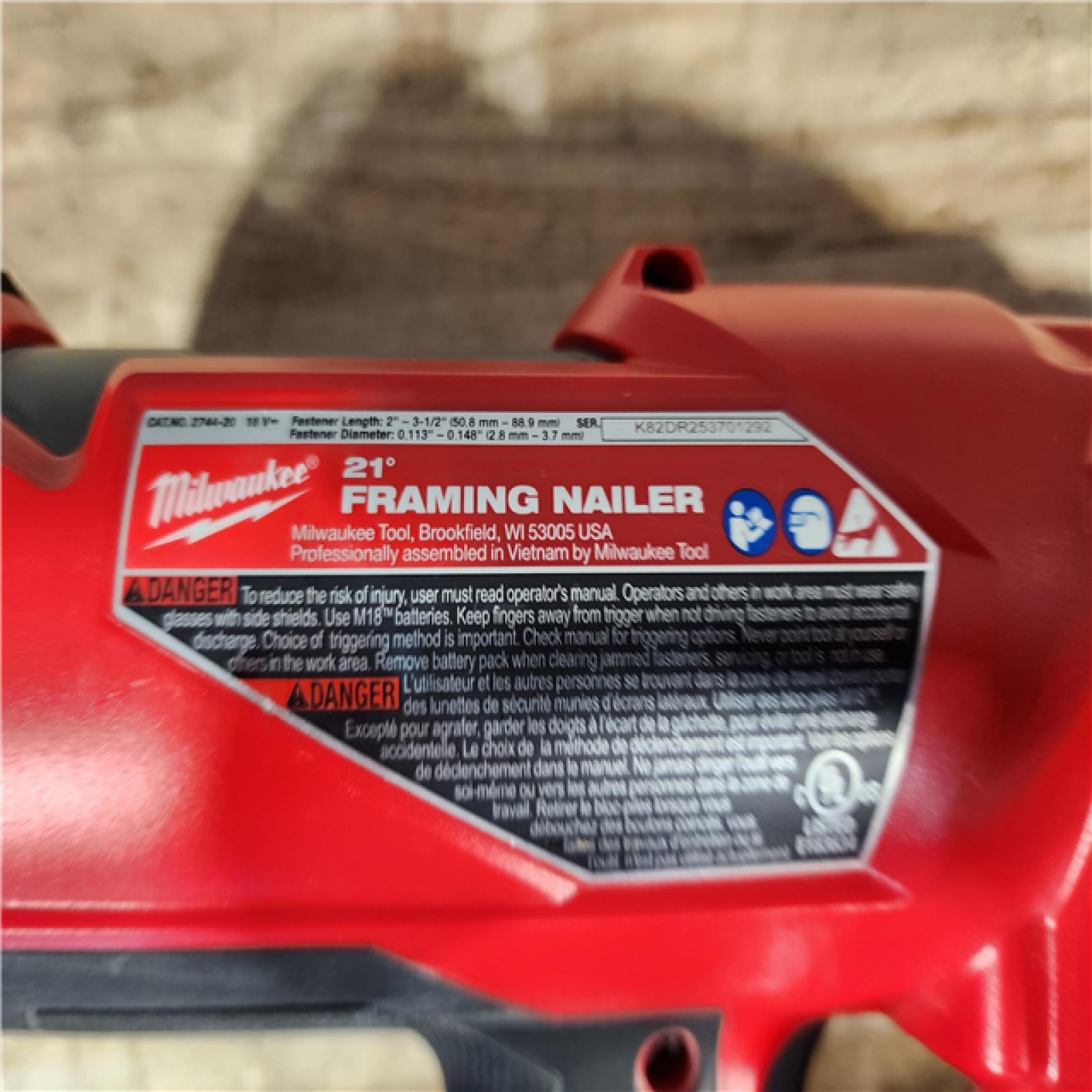 HOUSTON LOCATION - AS - IS Milwaukee FUEL 3-1/2 in. 18-Volt 21-Degree Lithium-Ion Brushless Cordless Framing Nailer (Tool-Only)