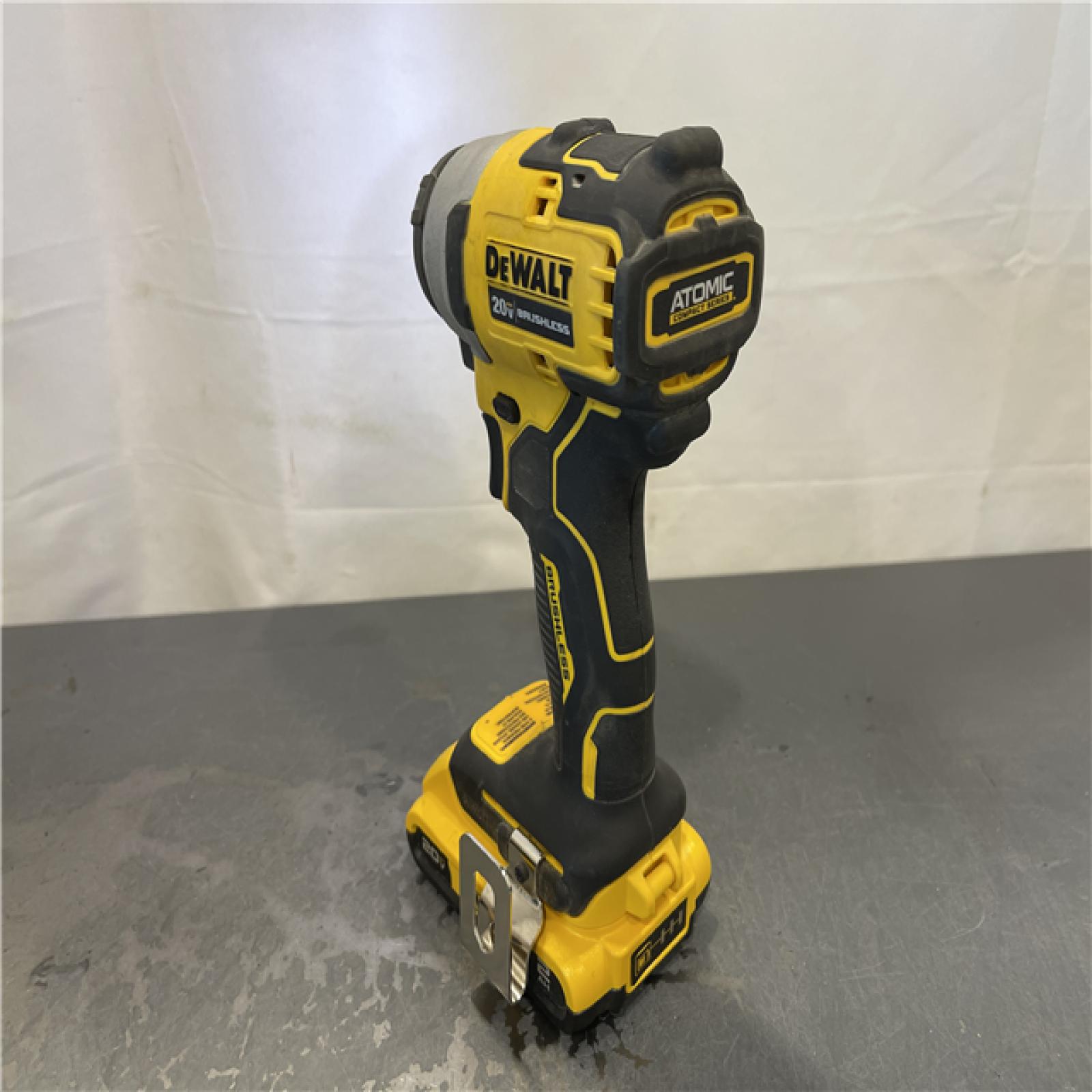 AS-IS - DEWALT ATOMIC 20V MAX* Brushless Cordless Compact 1/4 in. Impact Driver Kit