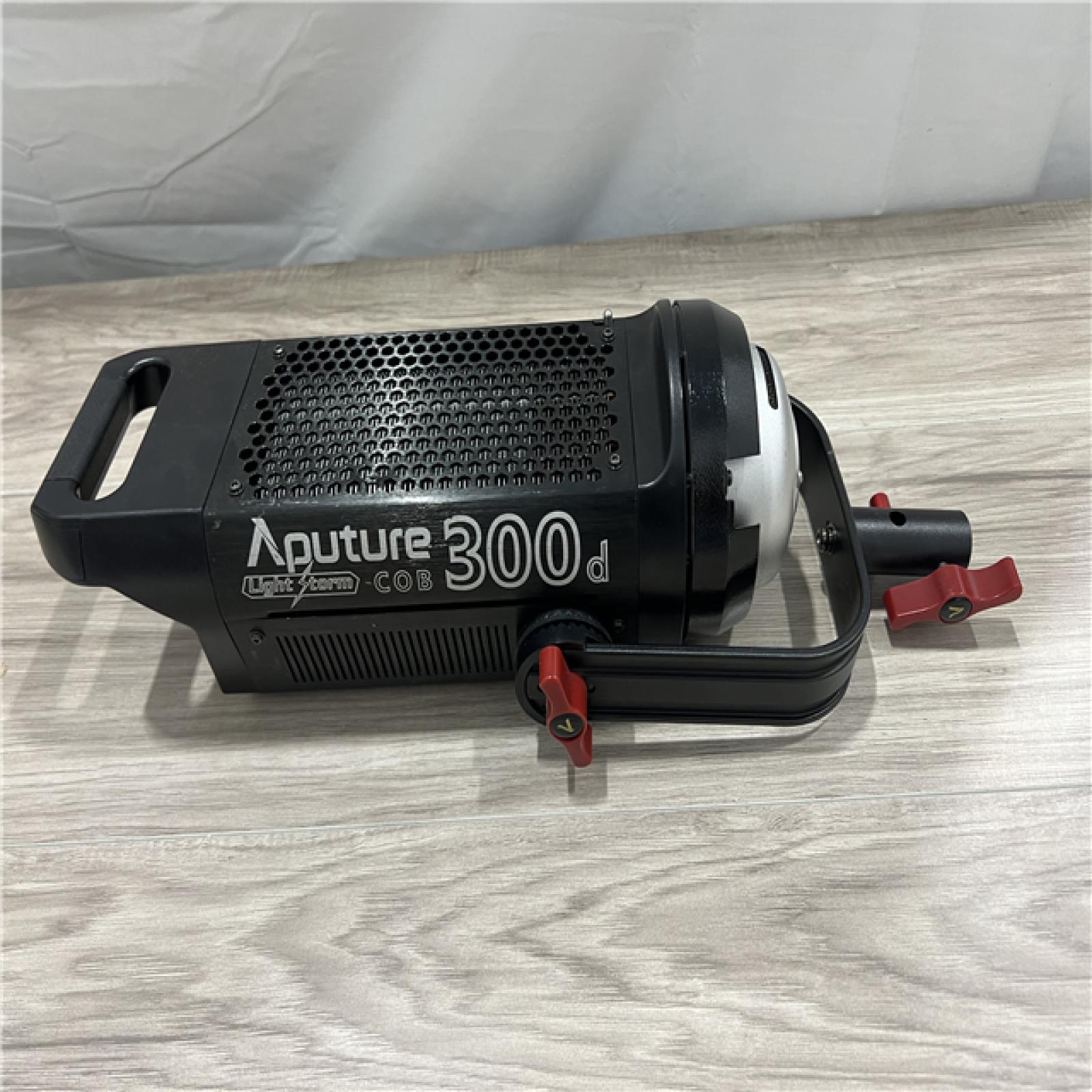 AS-IS Aputure Light Storm LS C 300D