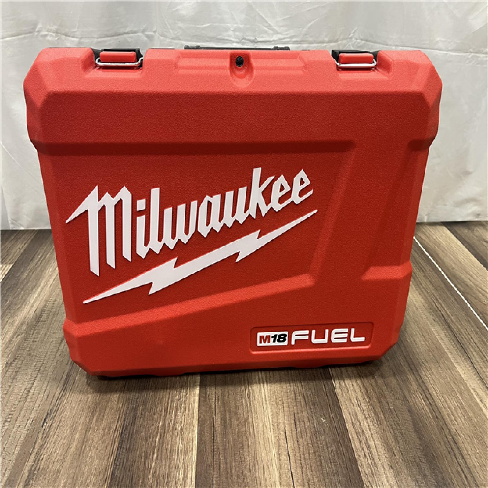 GOOD Milwaukee M18 FUEL 18V Lithium-Ion Brushless Cordless Hammer Drill and Impact Driver Combo Kit (2-Tool) with 2 Batteries