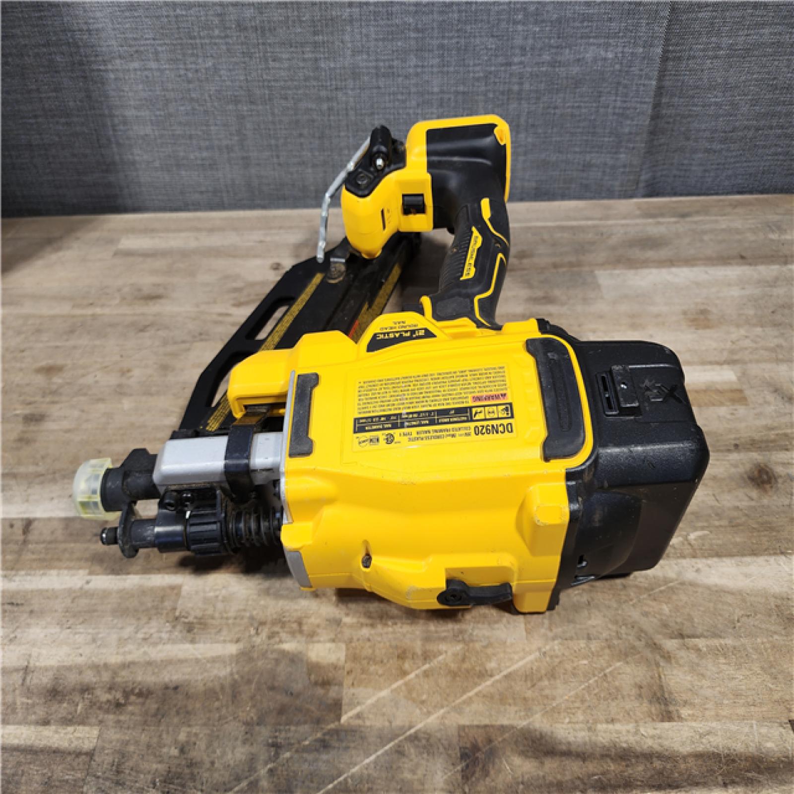 HOUSTON LOCATION - AS-IS DEWALT 20-Volt 21° Cordless Framing Nailer (Tool-Only)