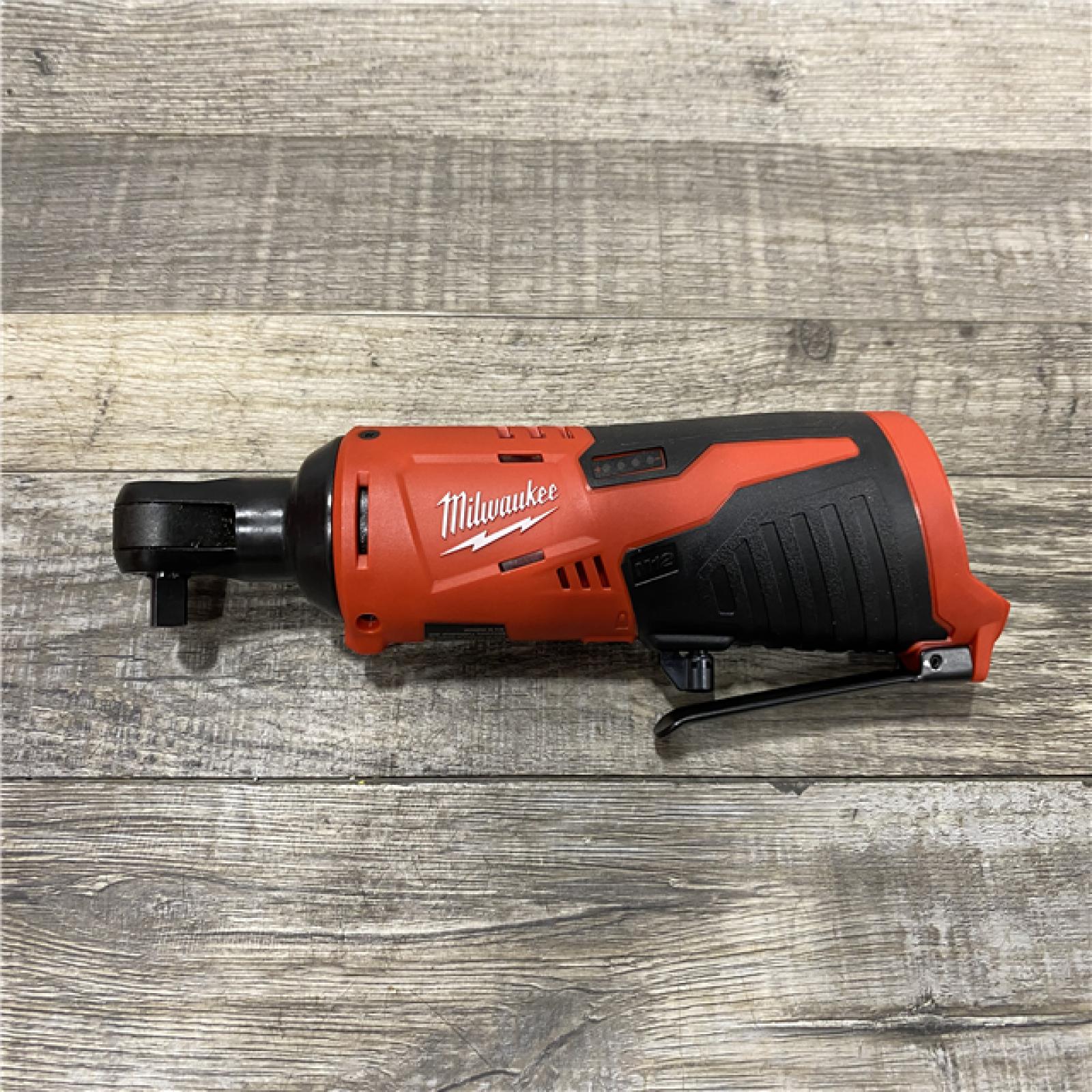 AS-IS Milwaukee 12V Lithium-Ion Cordless 3/8 in. Ratchet (Tool-Only)
