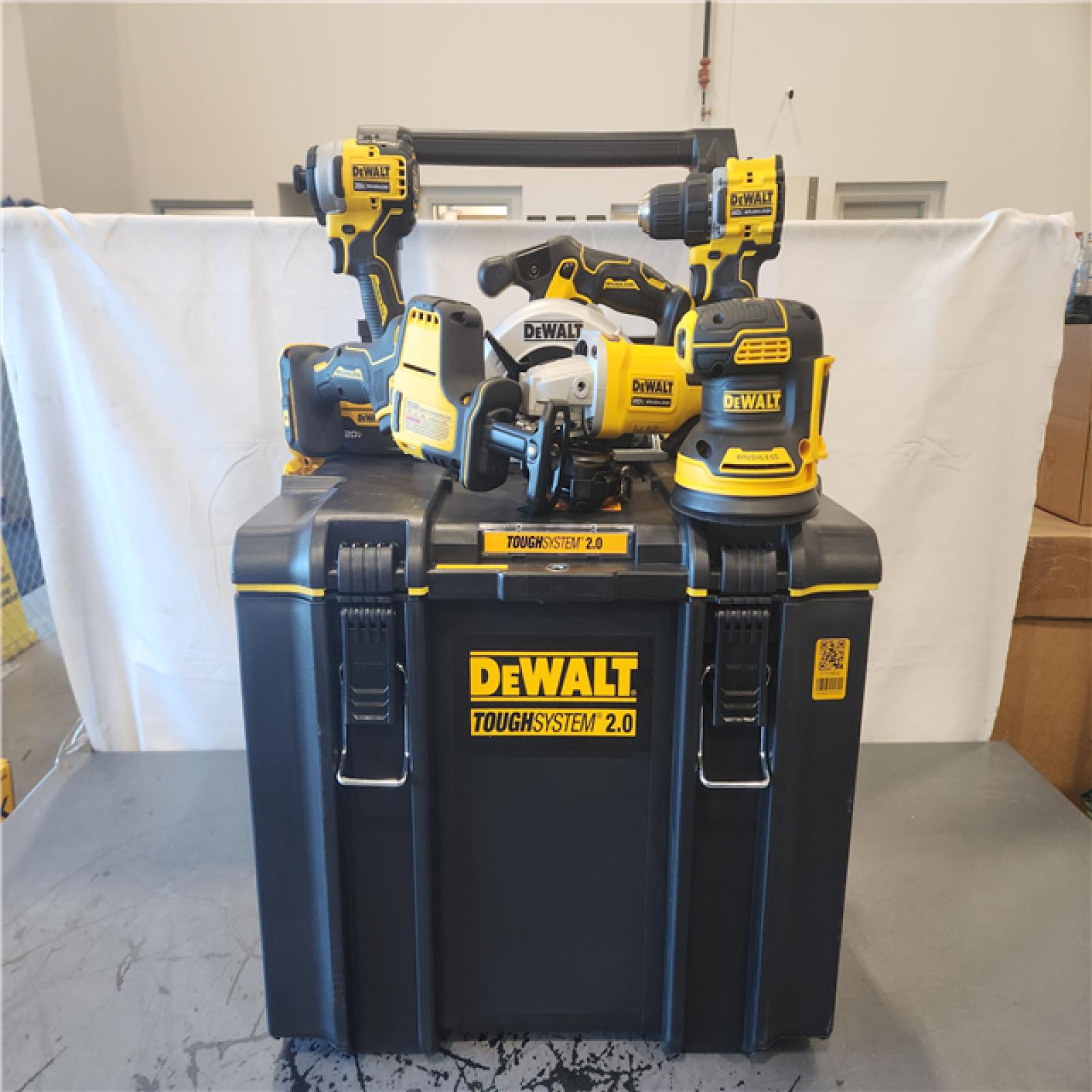 20-Volt MAX ToughSystem Lithium-Ion 6-Tool Cordless Combo Kit