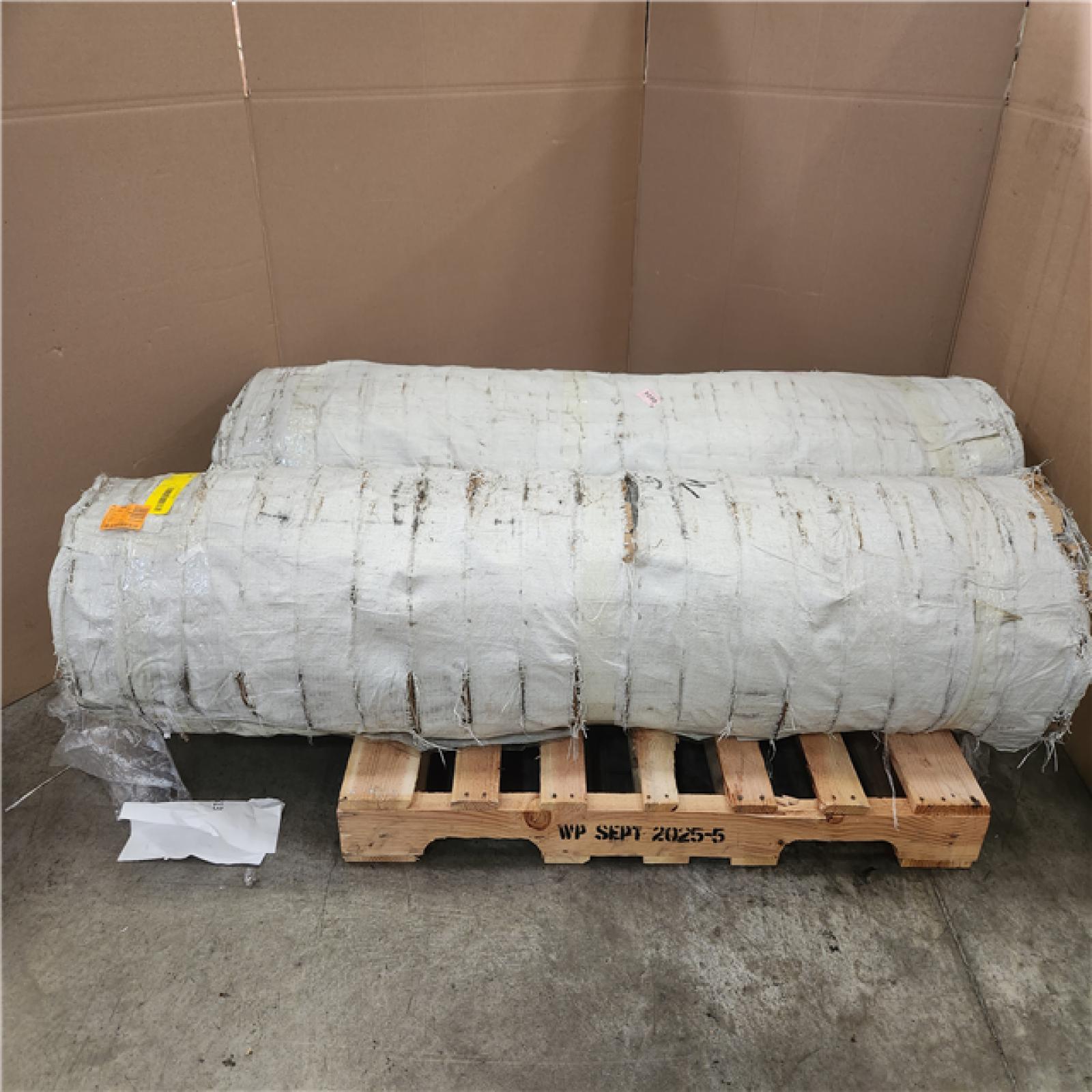 Phoenix AS-IS Fencer Wire 6 ft. x 100 ft. 12.5-Gauge Welded Wire Fence with Mesh 2 in. x 4 in. (2-Rolls)