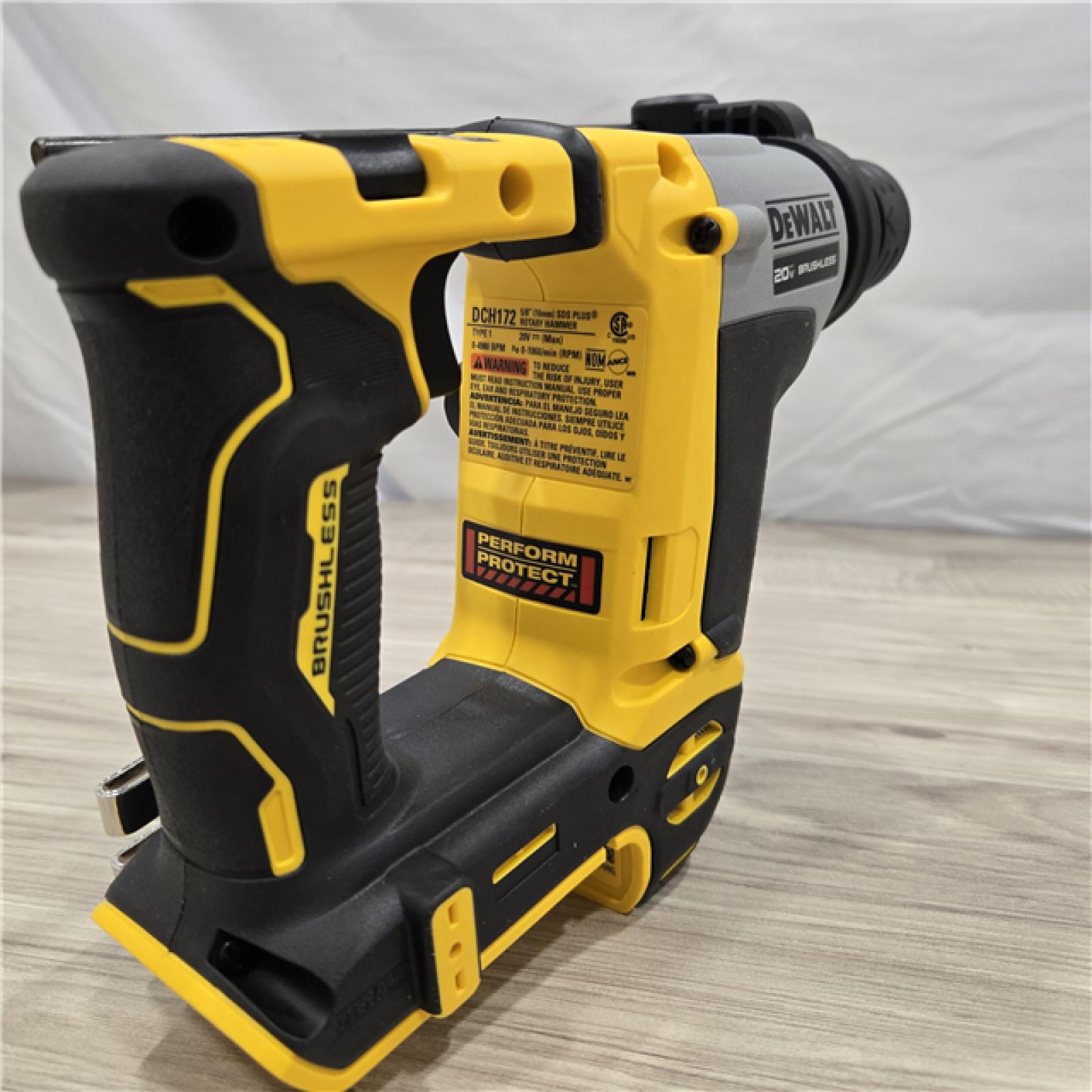 LIKE NEW! - Dewalt DCH172B MAX Atomic 20V Cordless SDS Plus Rotary Hammer (Tool Only)