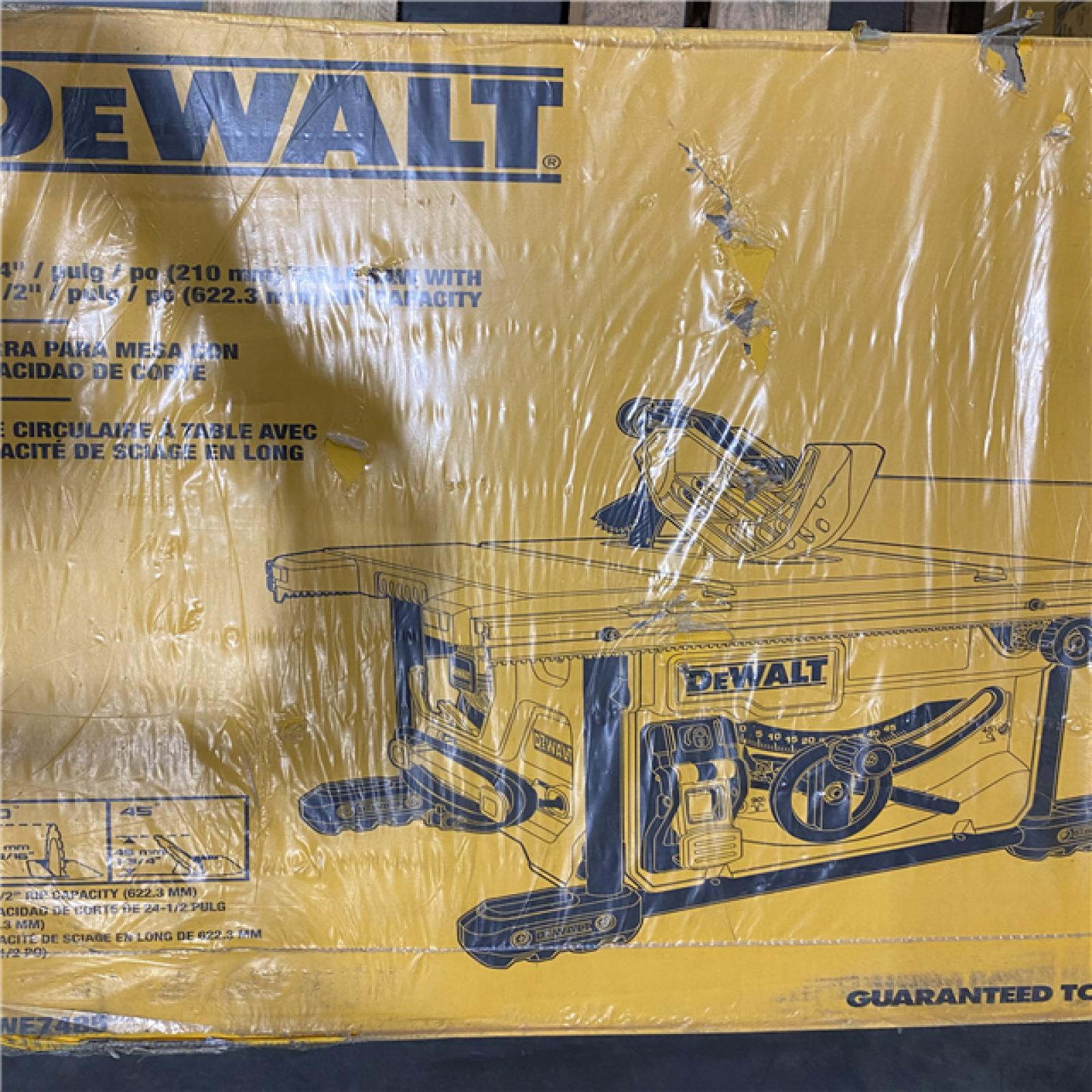 NEW- DeWalt 15 Amps Corded 8-1/4 in. Compact Table Saw