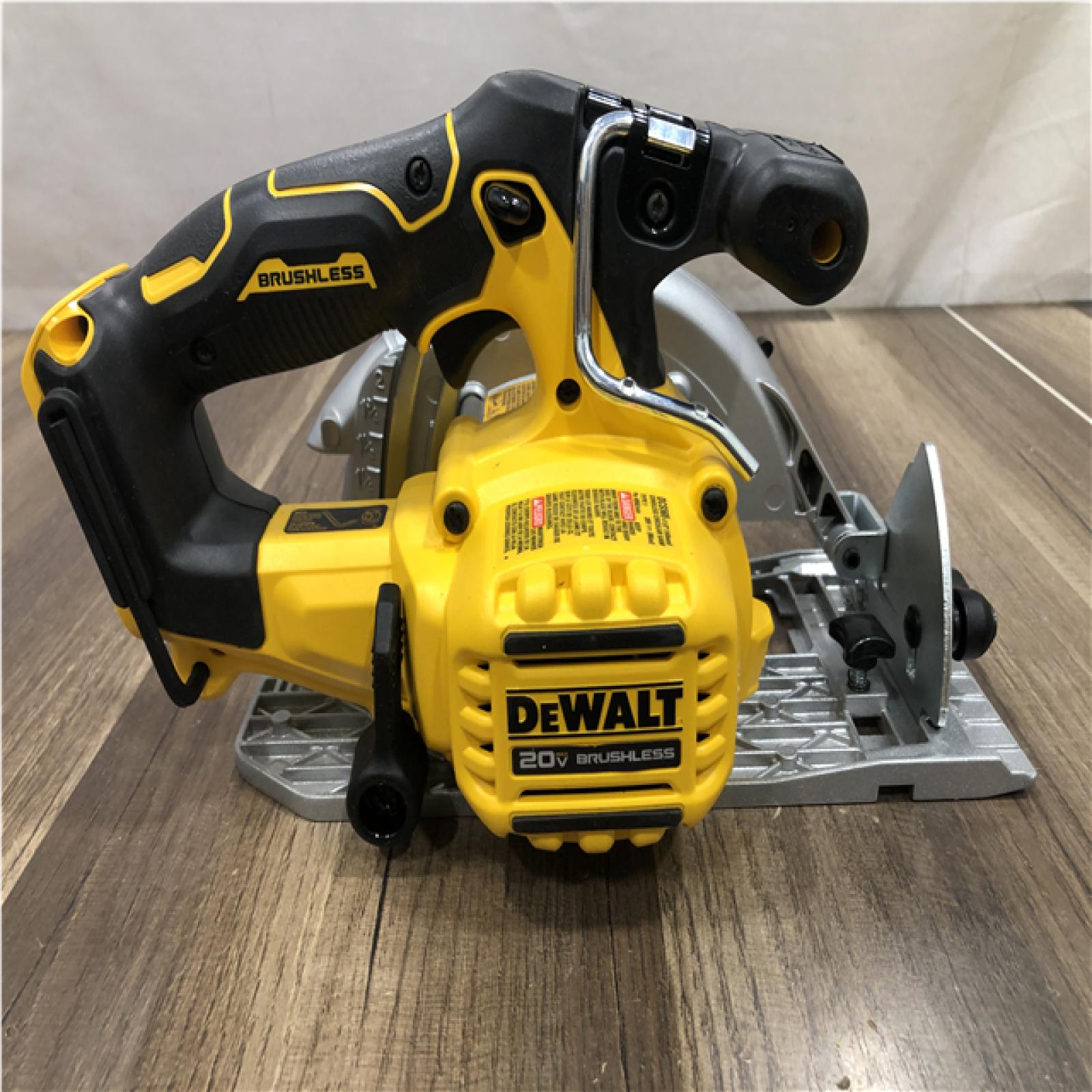 AS-IS DEWALT 20V MAX Cordless Brushless 6-1/2 in. Sidewinder Style Circular Saw (Tool Only)