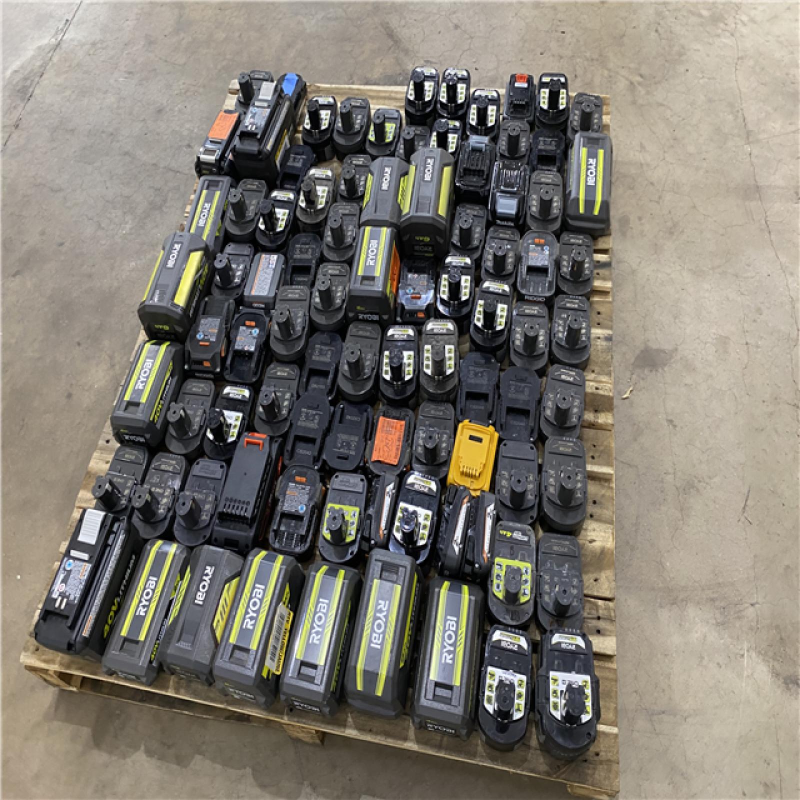 Houston Location AS IS - Tool Pallet