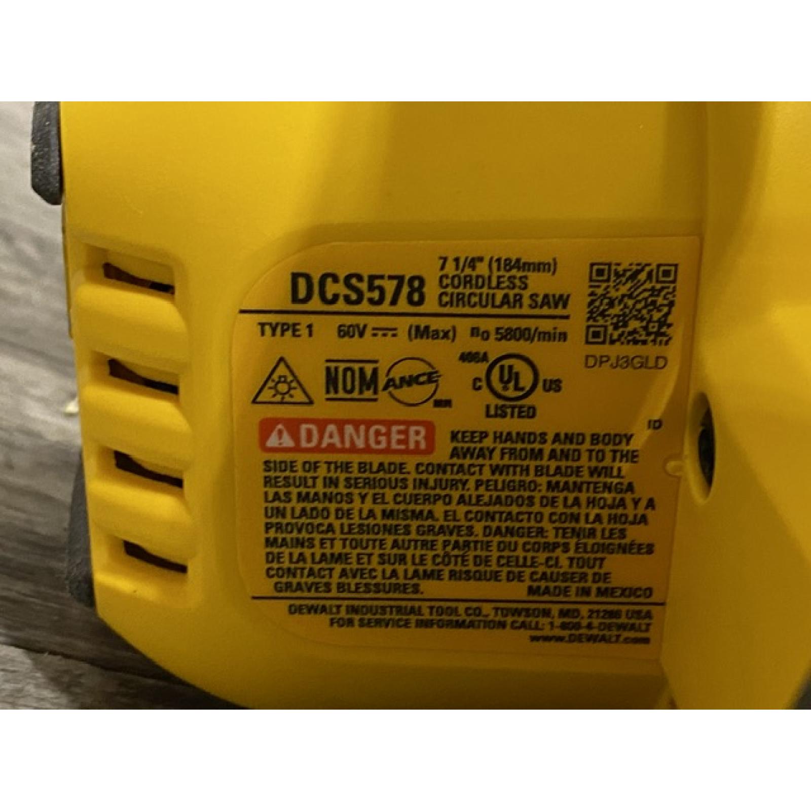 AS-IS DEWALT FLEXVOLT 60V MAX Cordless Brushless 7-1/4 in. Circular Saw with Brake (Tool Only)