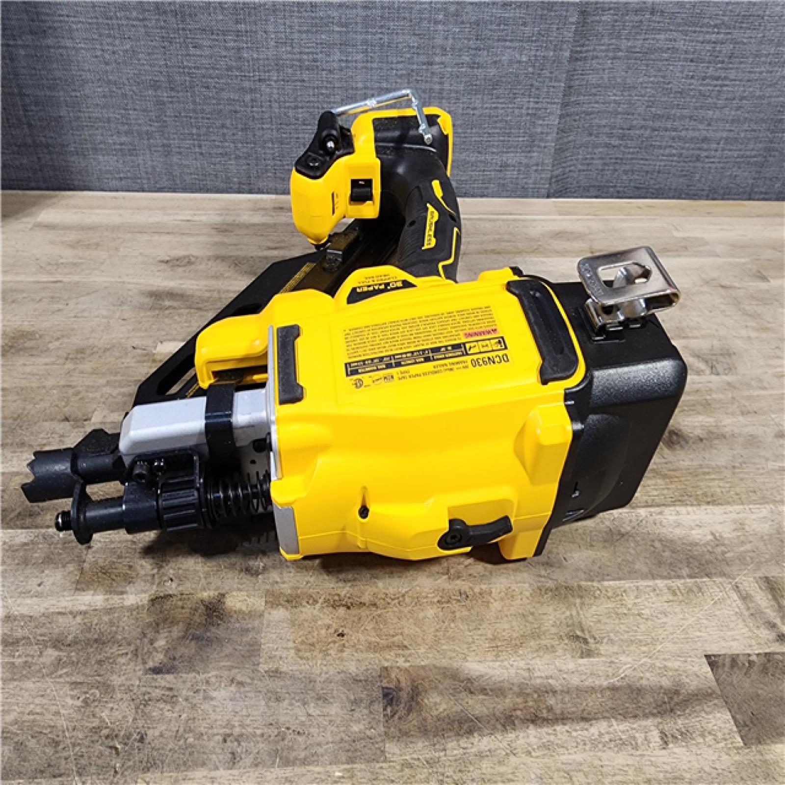 HOUSTON LOCATION - AS-IS DEWALT 20-Volt 30° Cordless Framing Nailer (Tool-Only)