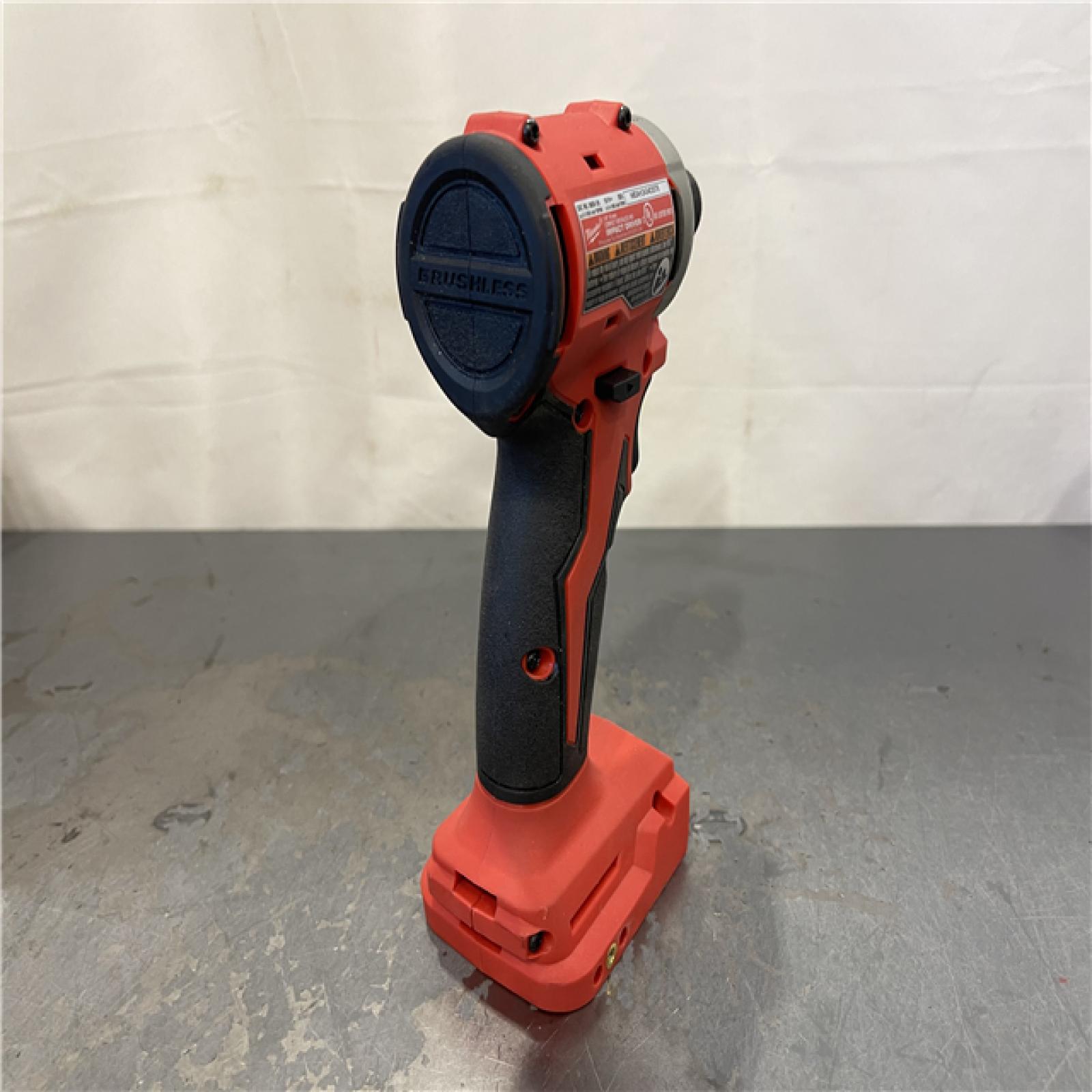 AS-IS - Milwaukee M18 18-Volt Lithium-Ion Brushless Cordless 1/4 in. Compact Impact Driver Kit