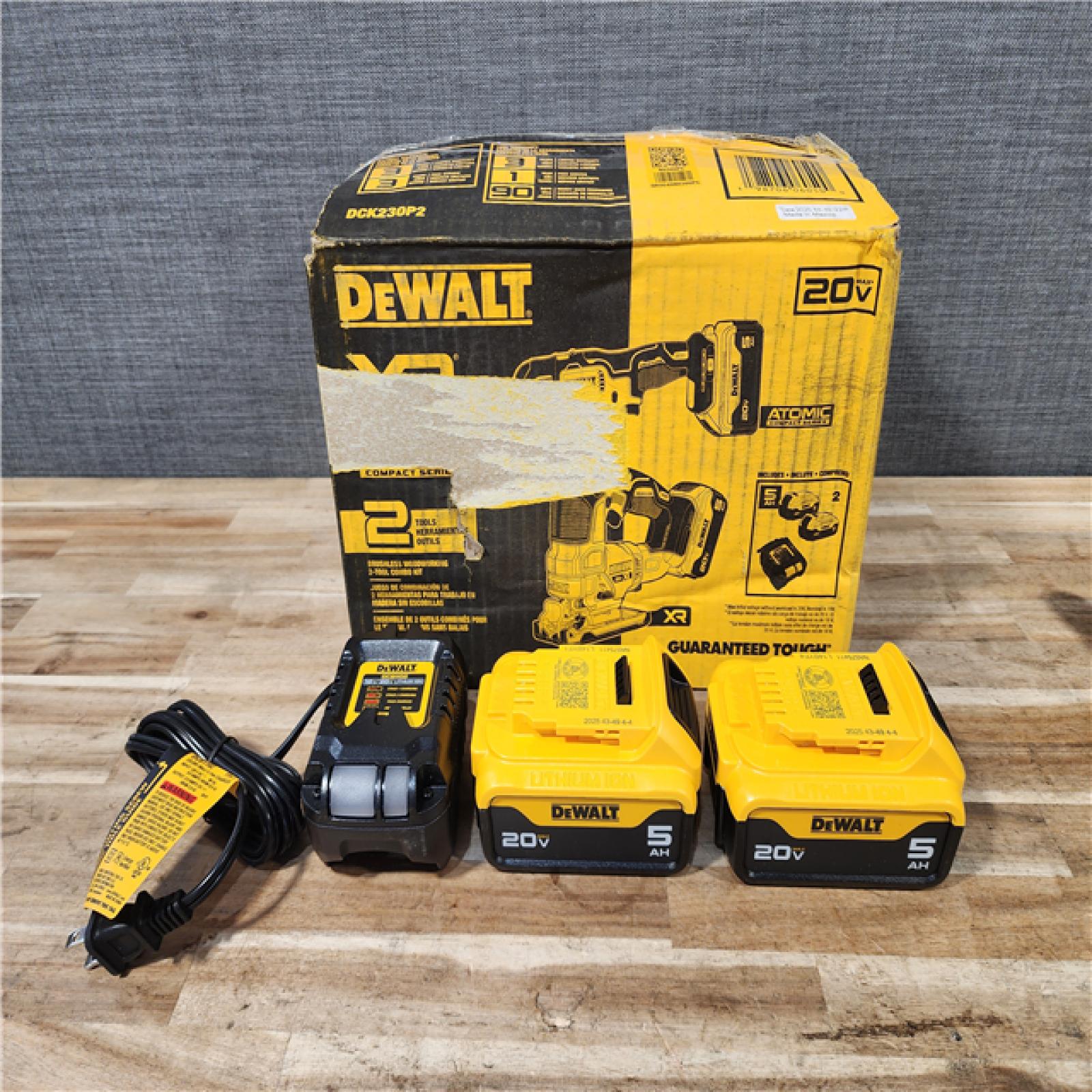 HOUSTON LOCATION - AS-IS (APPEARS LIKE NEW) DEWALT 20V Lithium-Ion 2-Tool Cordless Combo Kit