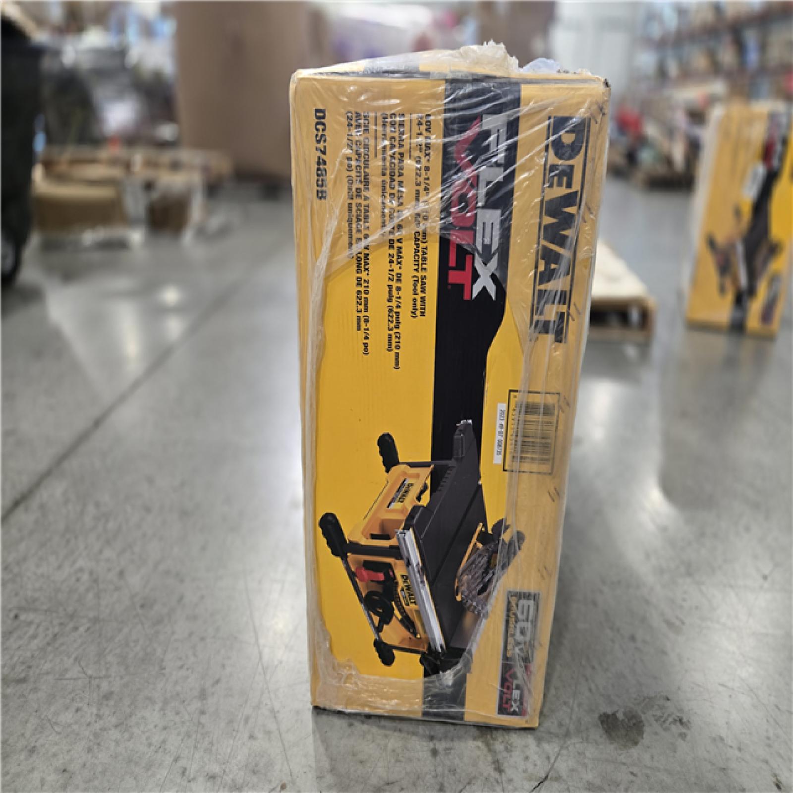 NEW! - DEWALT FLEXVOLT 60V MAX Cordless Brushless 8-1/4 in. Table Saw Kit (Tool Only)
