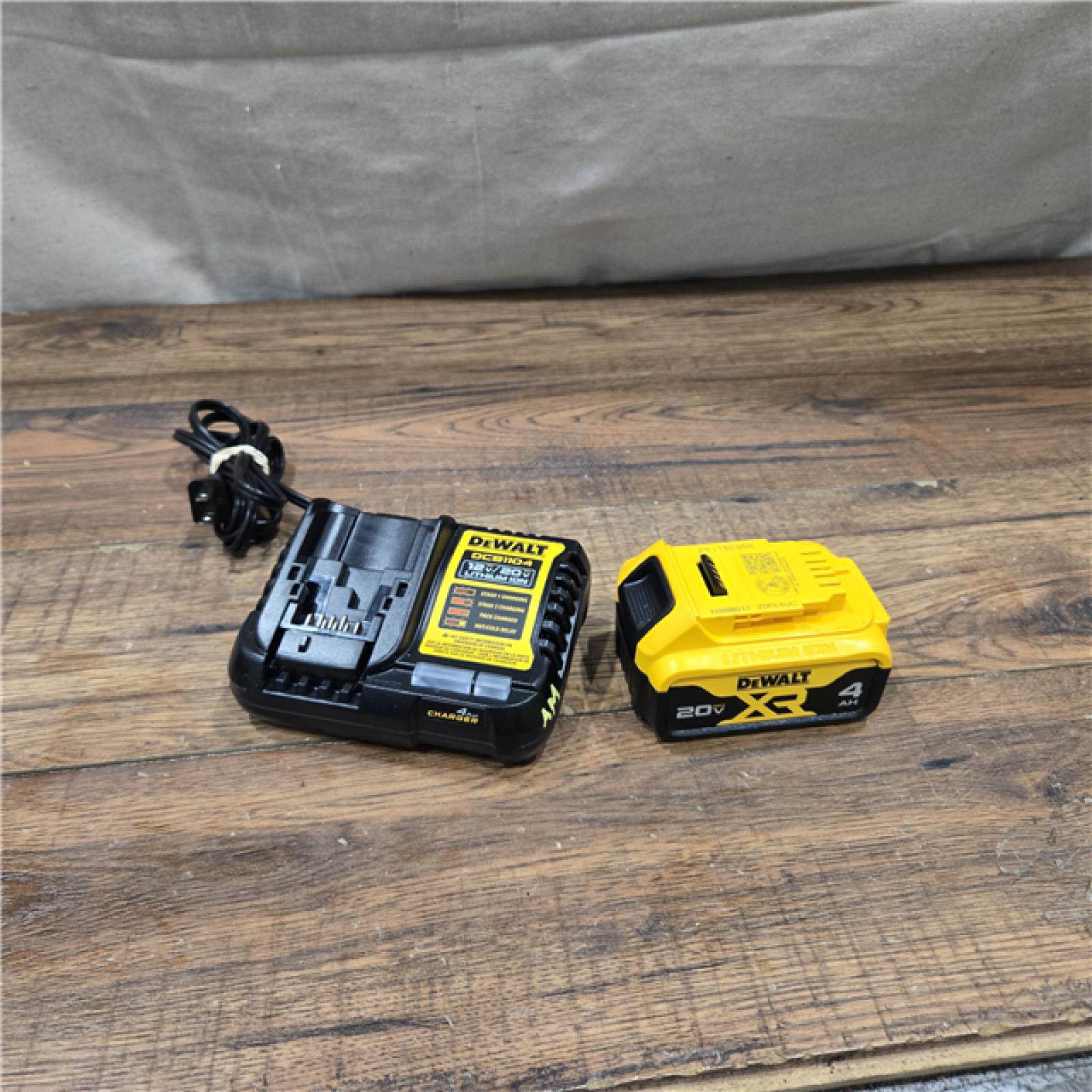 AS-IS DEWALT 20V MAX Cordless Battery Powered String Trimmer & Blower Combo Kit with (1) 4 Ah Battery & Charger