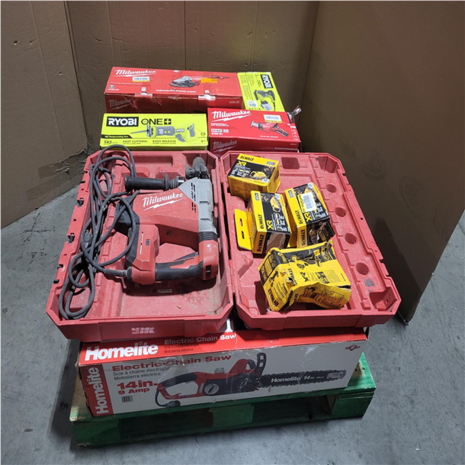 PHOENIX AS-IS TOOL PALLET