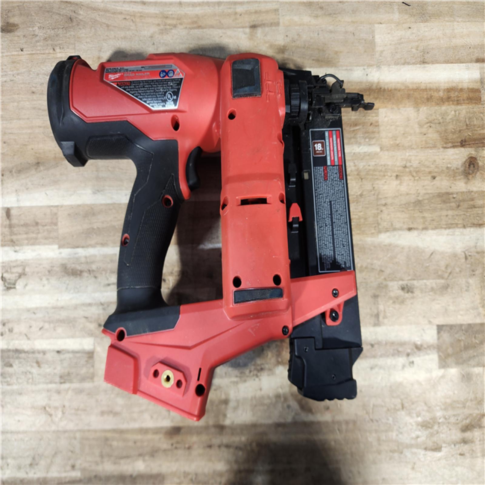 HOUSTON LOCATION - AS-IS Milwaukee FUEL 18-Volt Lithium-Ion Brushless Cordless Gen II 18-Gauge Brad Nailer (Tool-Only)